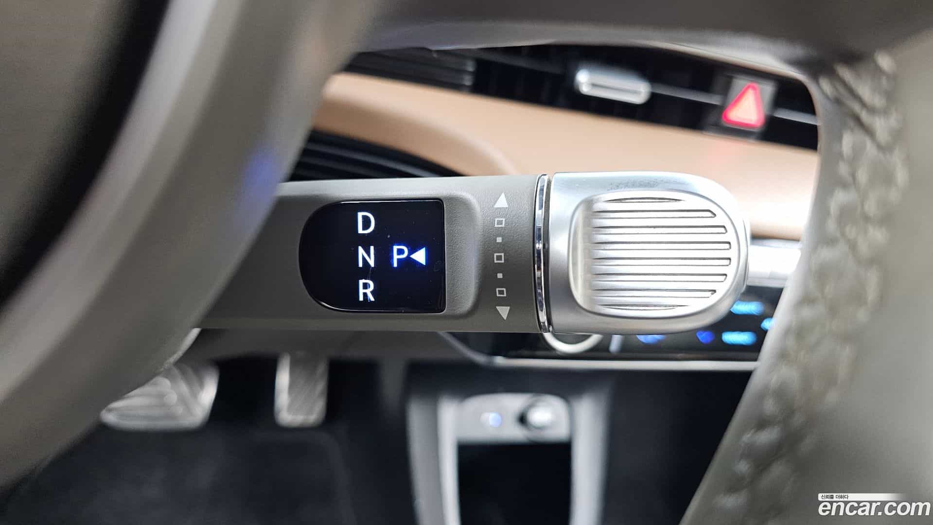 Ioniq5 Hyundai 2022.2-INNER-009
