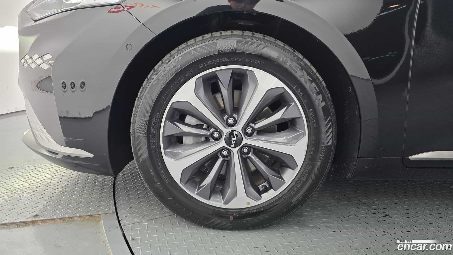 K8 Kia 2022.0-OUTER-005
