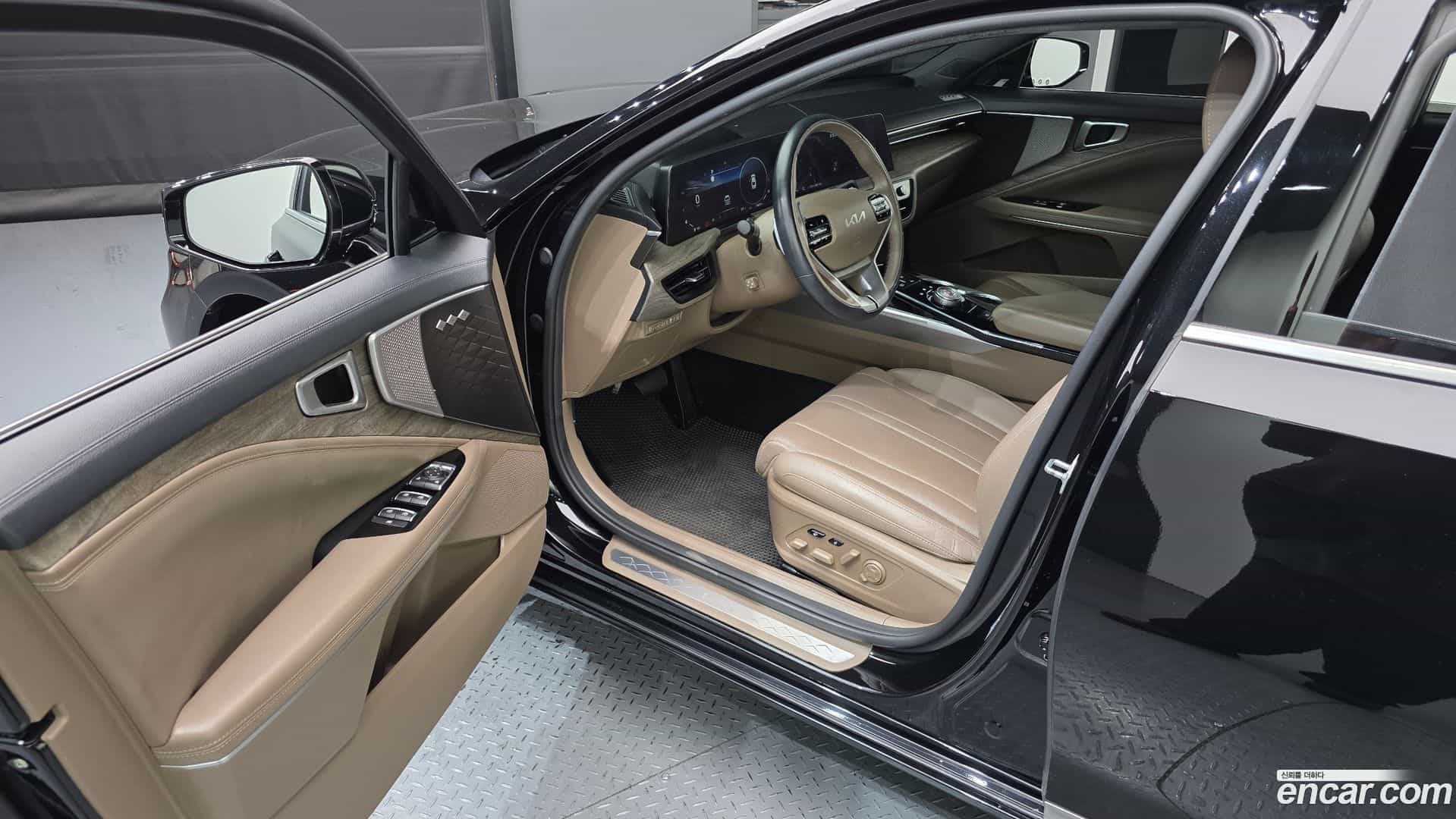 K8 Kia 2022.0-INNER-010