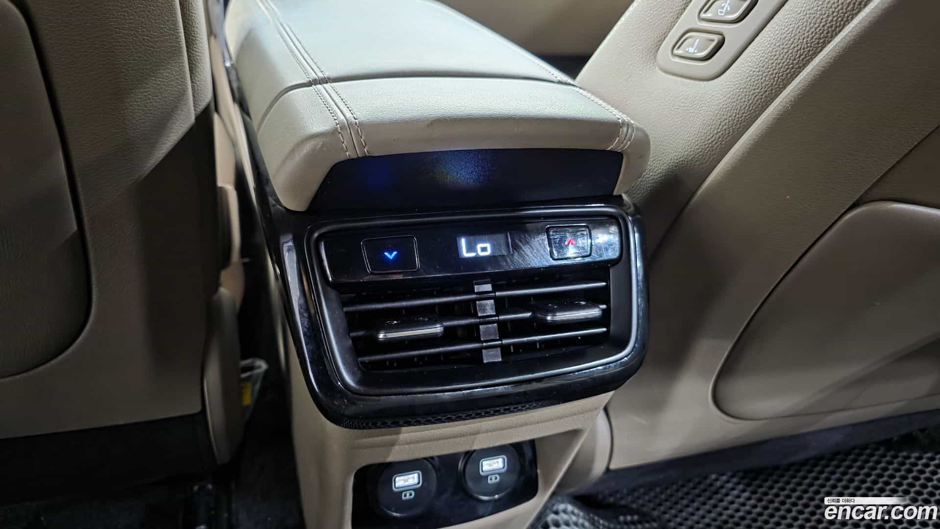 K8 Kia 2022.0-OPTION-041