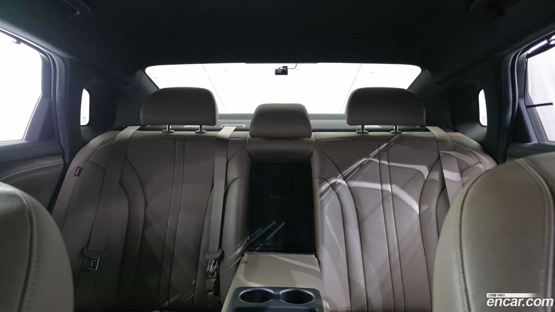 K8 Kia 2022.0-OPTION-044