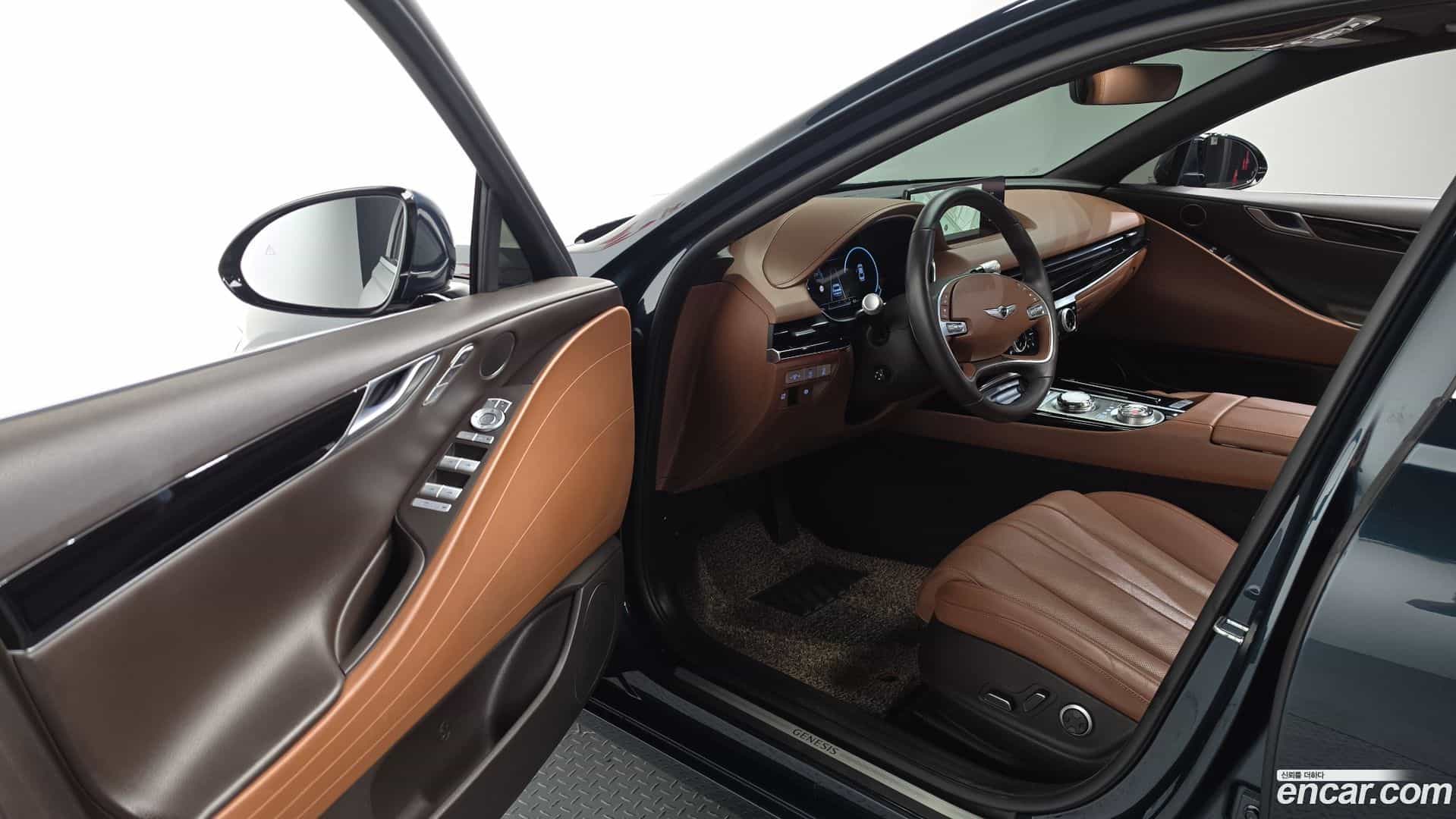 G80 Genesis 2023.7-INNER-010