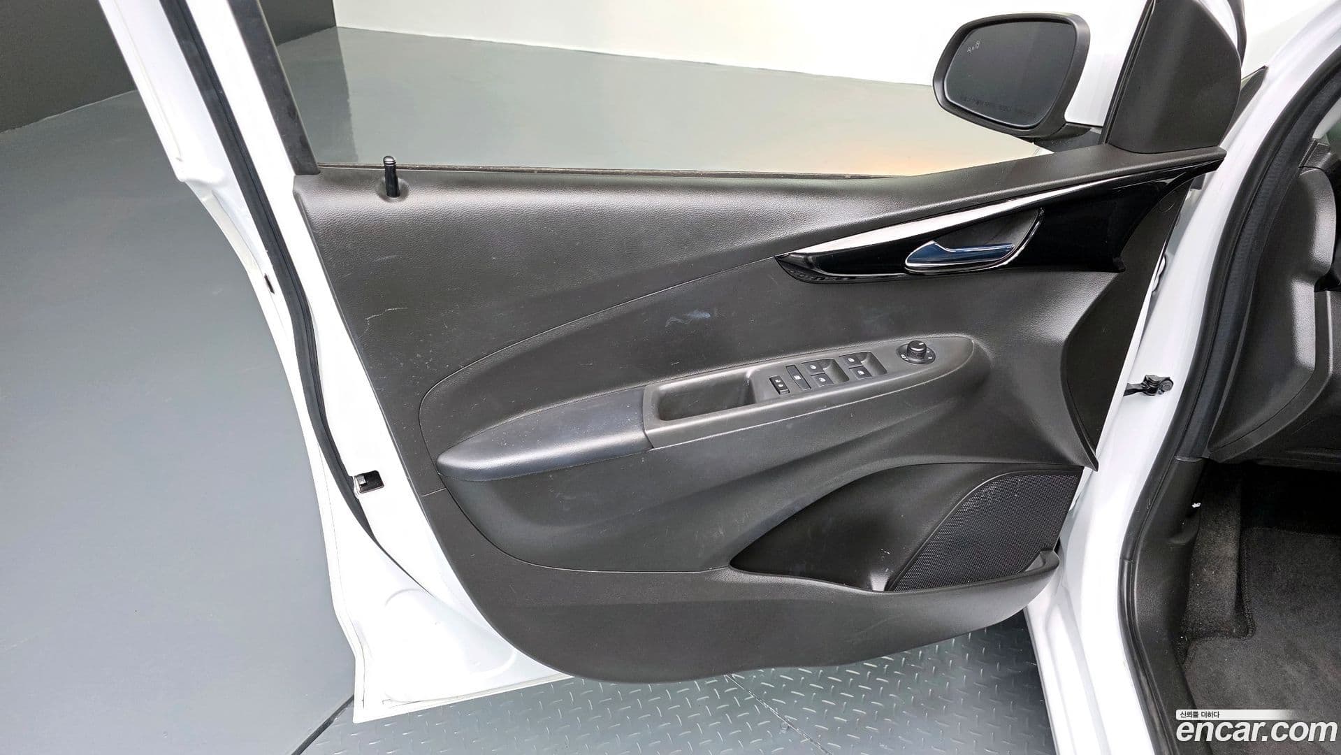 Main__Slider__Photo:Spark Chevrolet 2022.11-23
