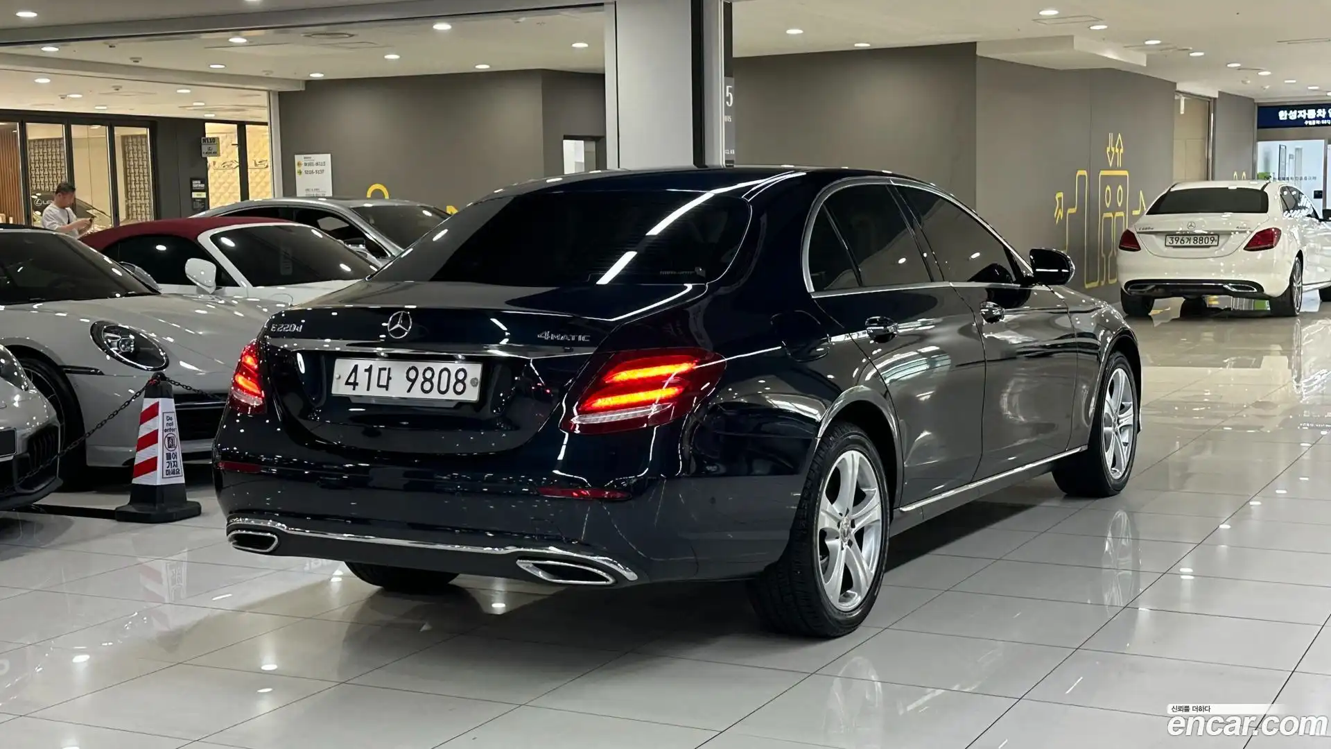 E-Class Mercedes-Benz 2017.4-OUTER-004