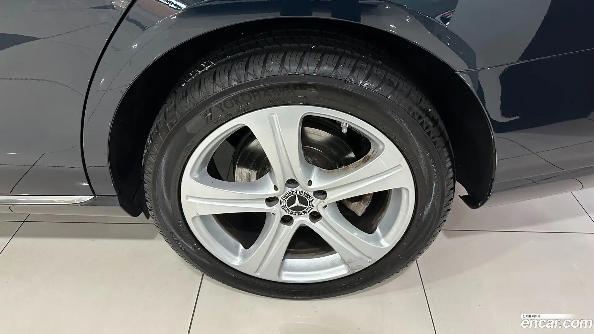 E-Class Mercedes-Benz 2017.4-OUTER-005