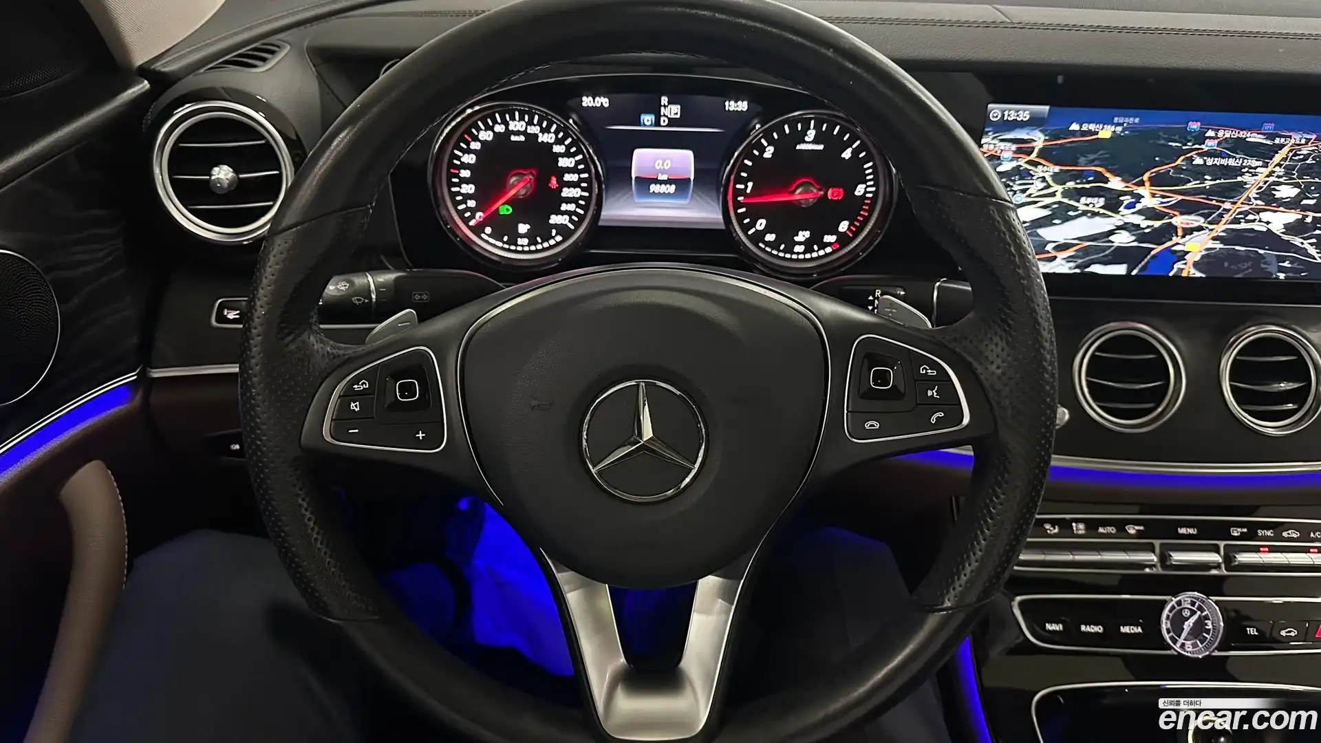 E-Class Mercedes-Benz 2017.4-OPTION-020