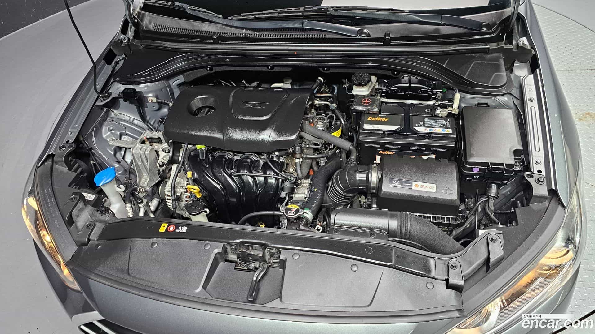 AVANTE Hyundai 2017.11-OUTER-006