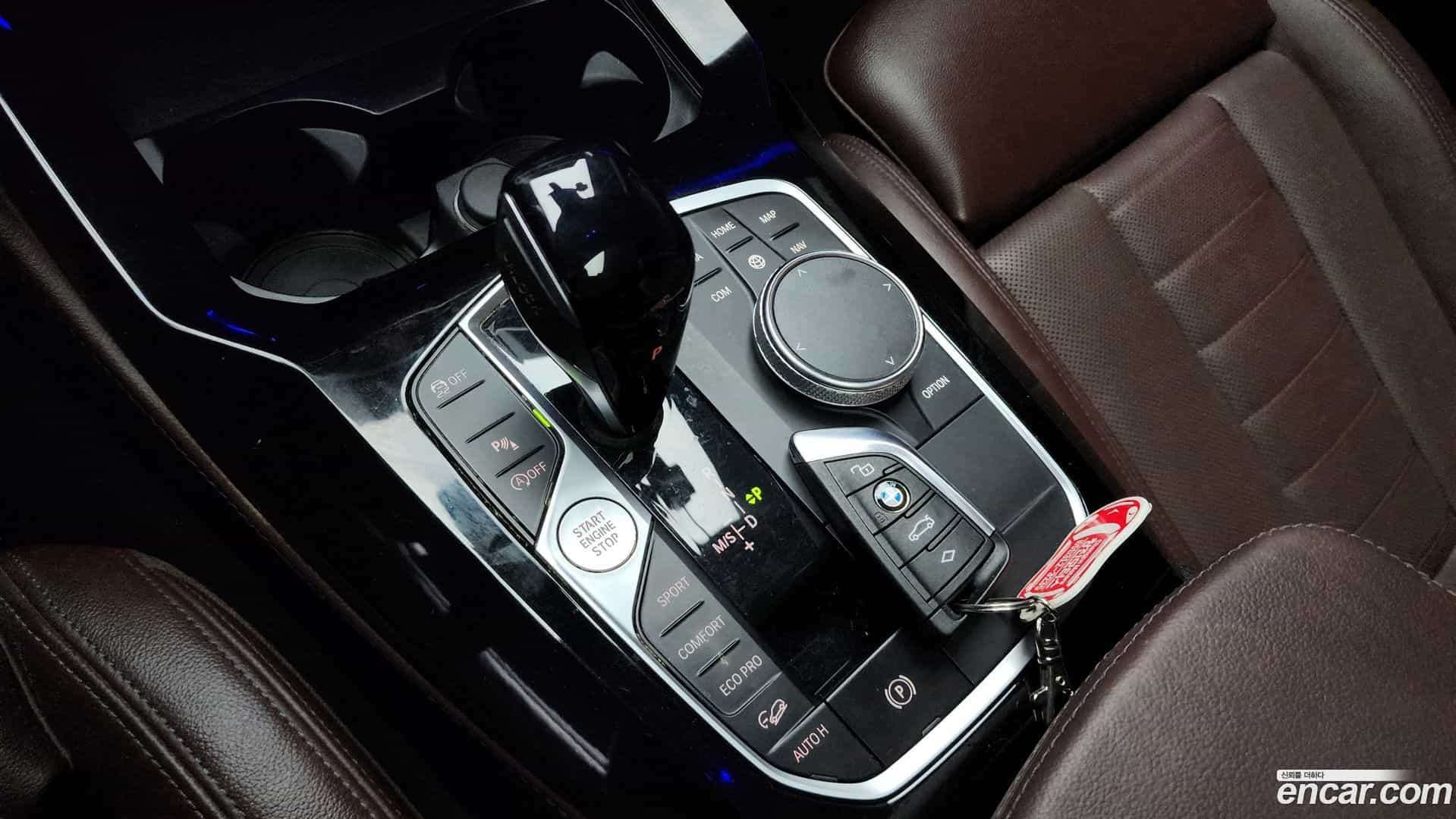 X4 BMW 2023.0-INNER-009