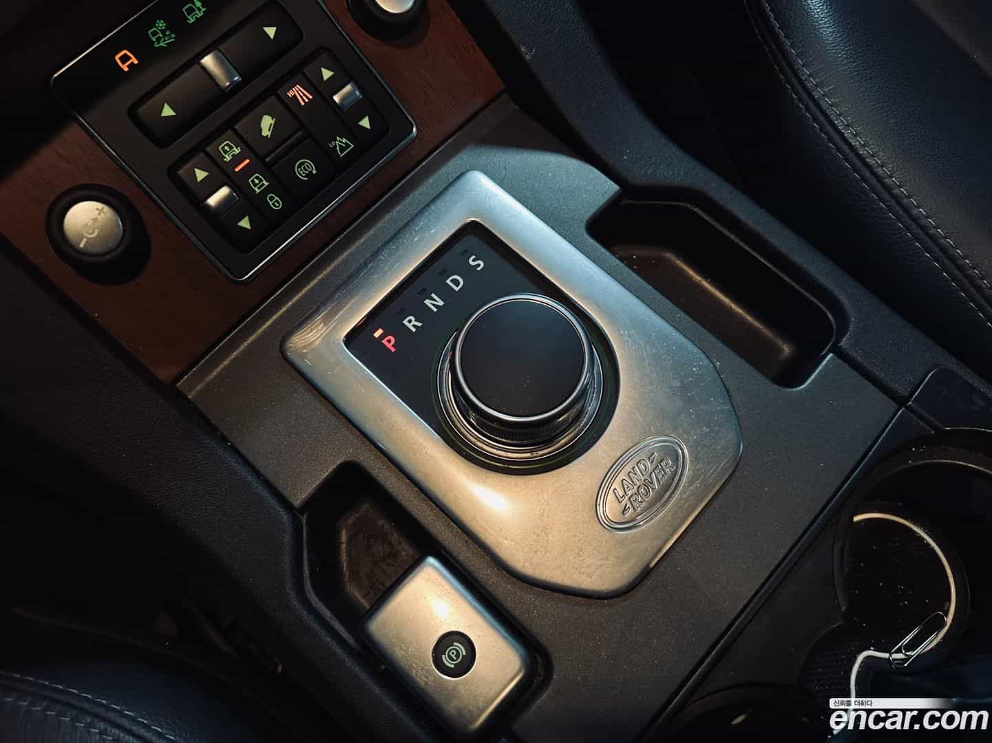 Discovery Land Rover 2016.2-INNER-009