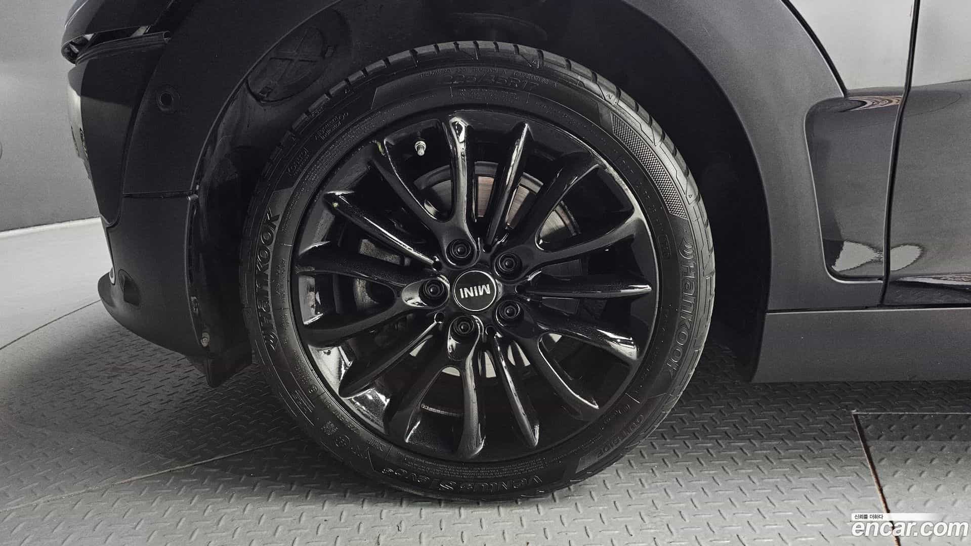 Clubman Mini 2021.5-OUTER-005