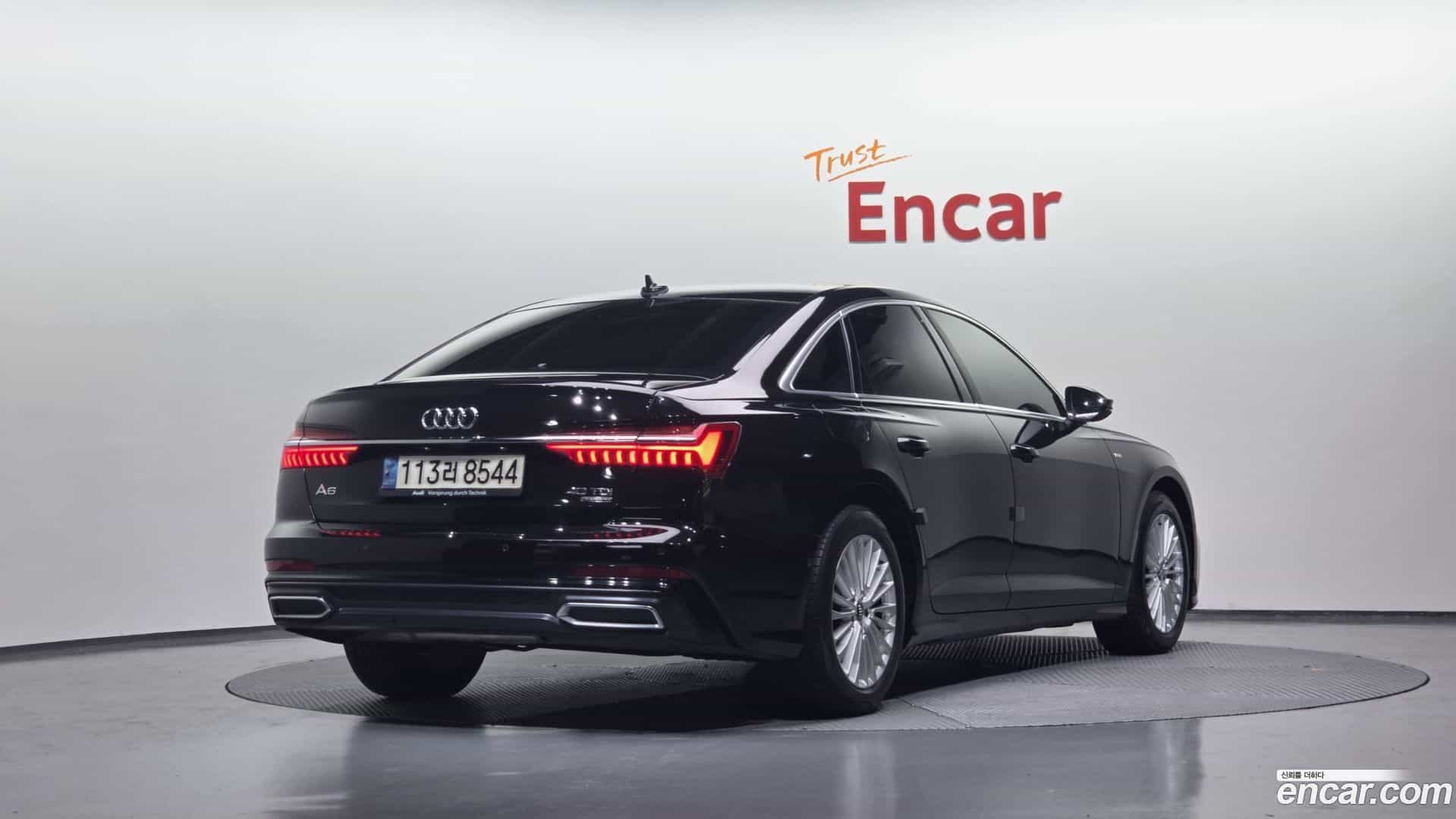 A6 Audi 2021.11-OUTER-002