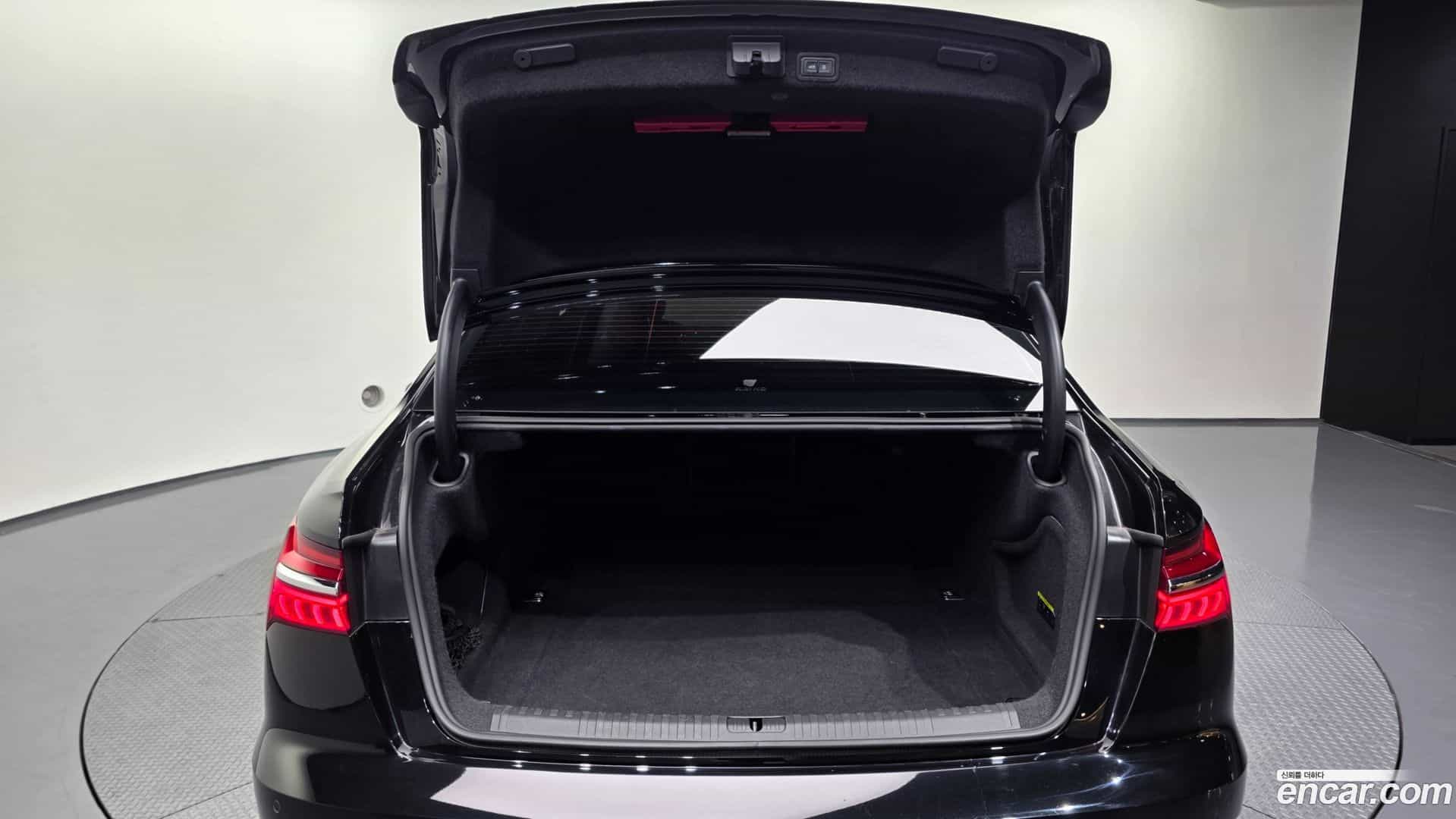 A6 Audi 2021.11-OPTION-024