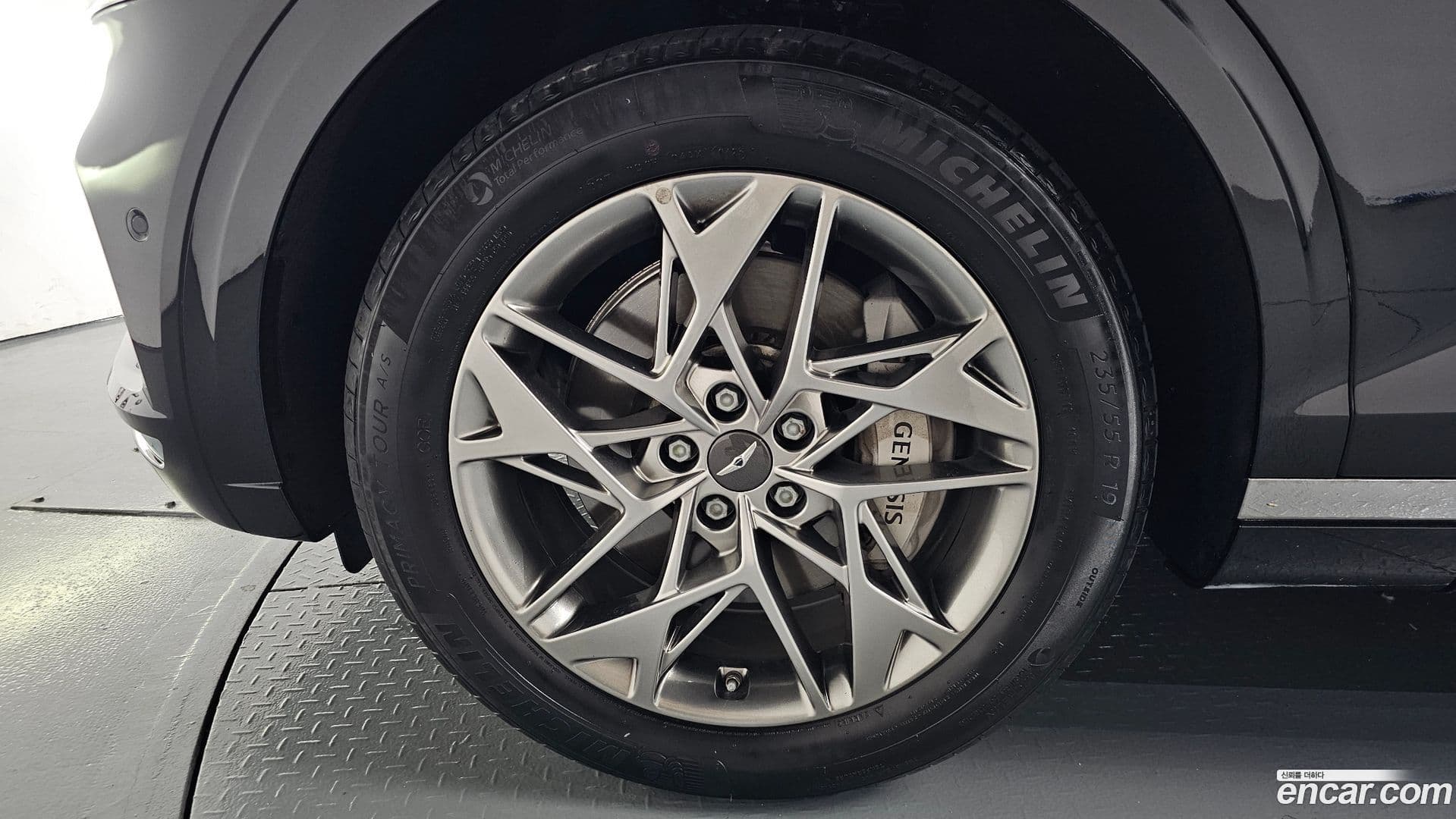 Main__Slider__Photo:GV70 Genesis 2023.5-4