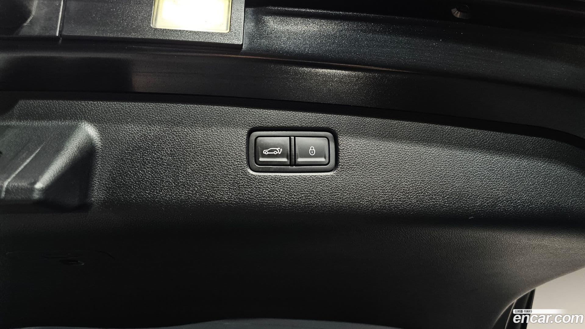 Main__Slider__Photo:GV70 Genesis 2023.5-26