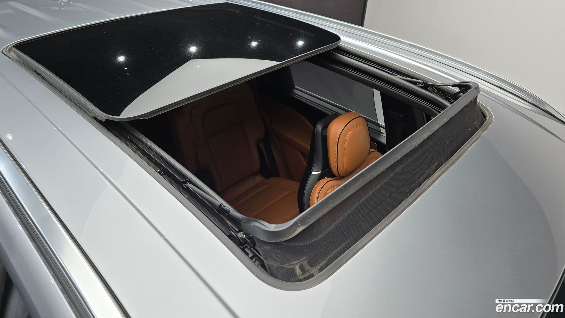 Main__Slider__Photo:Aviator Lincoln 2021.4-27