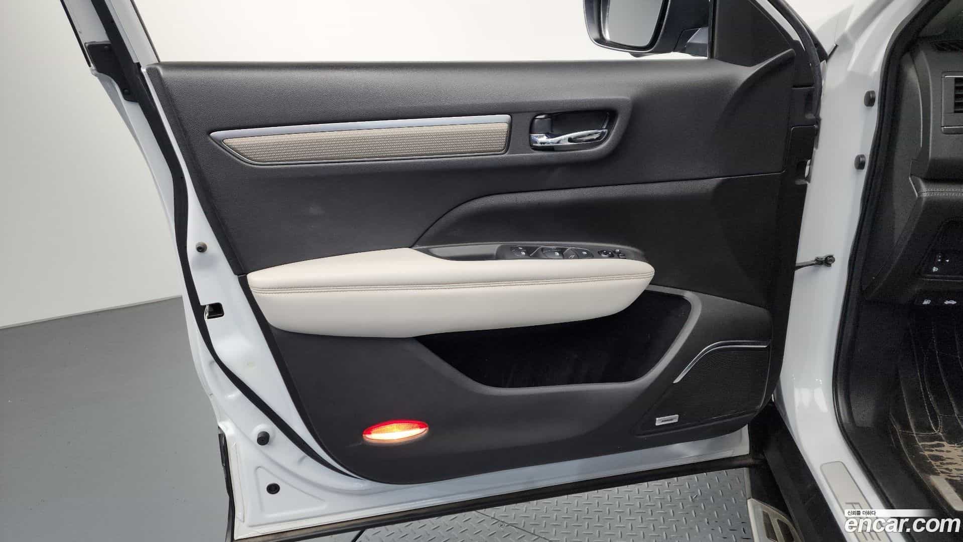 QM6 Renault Korea 2019.10-INNER-034
