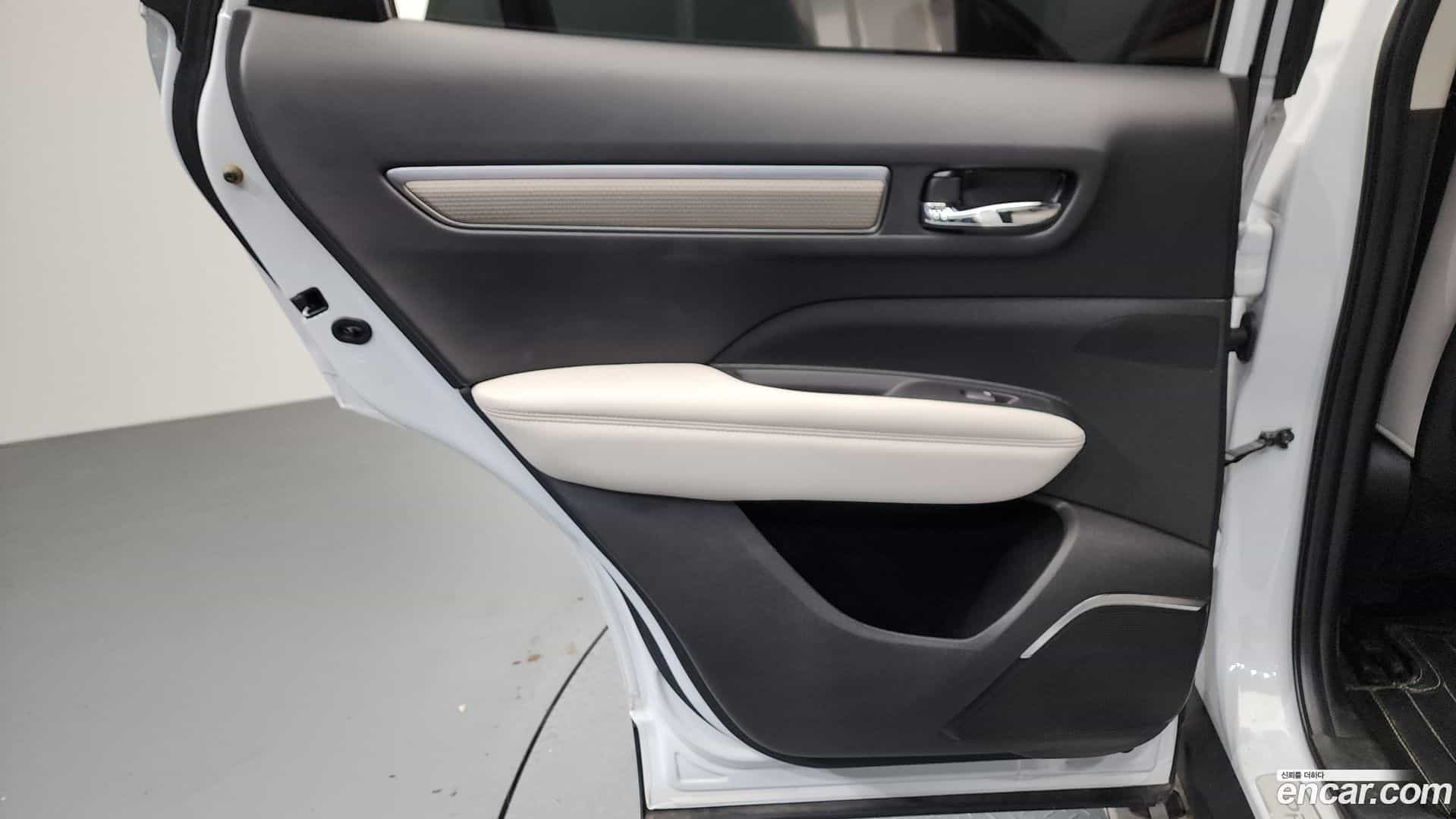 QM6 Renault Korea 2019.10-INNER-035