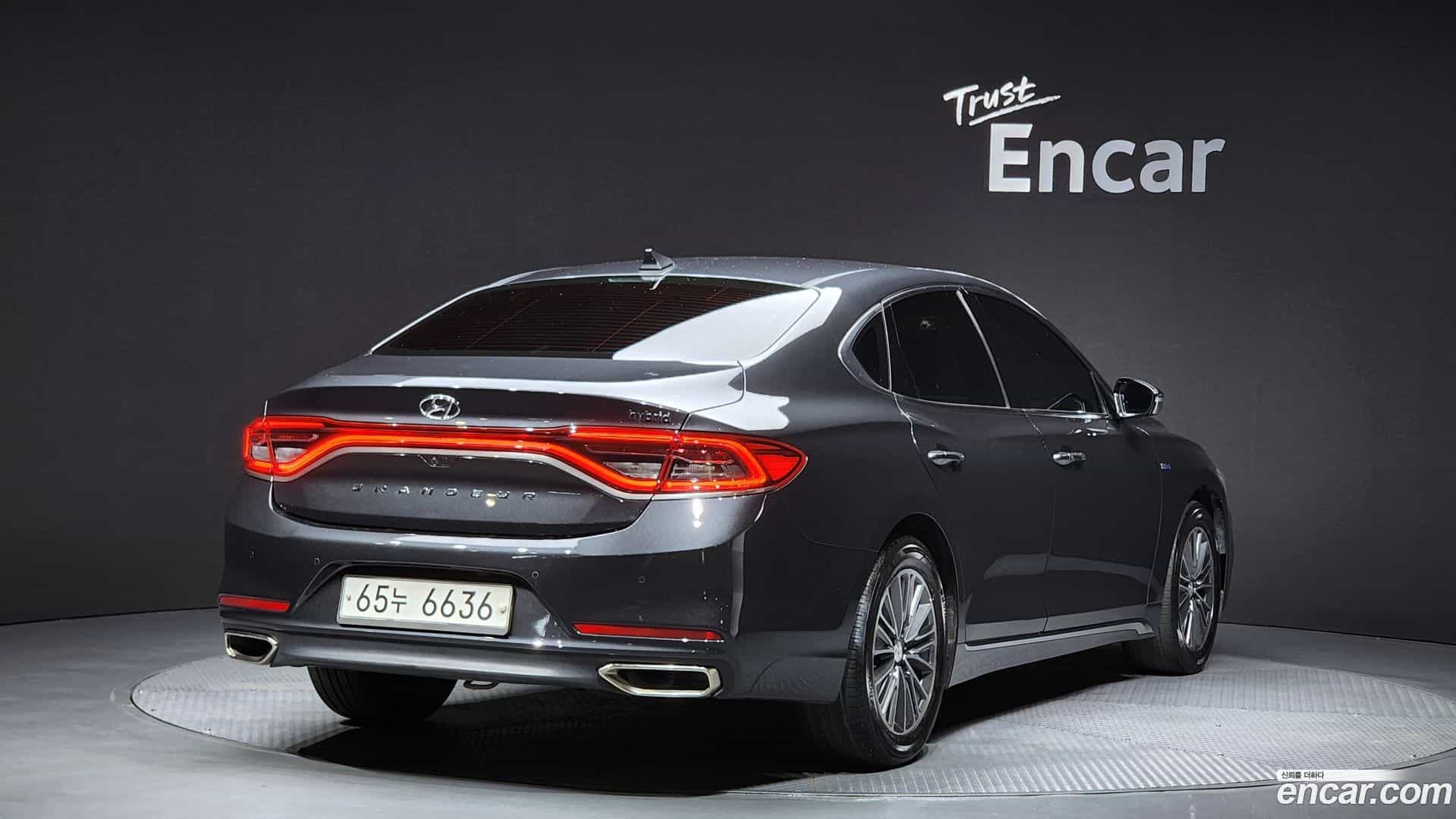 Grandeur Hyundai 2017.9-OUTER-002
