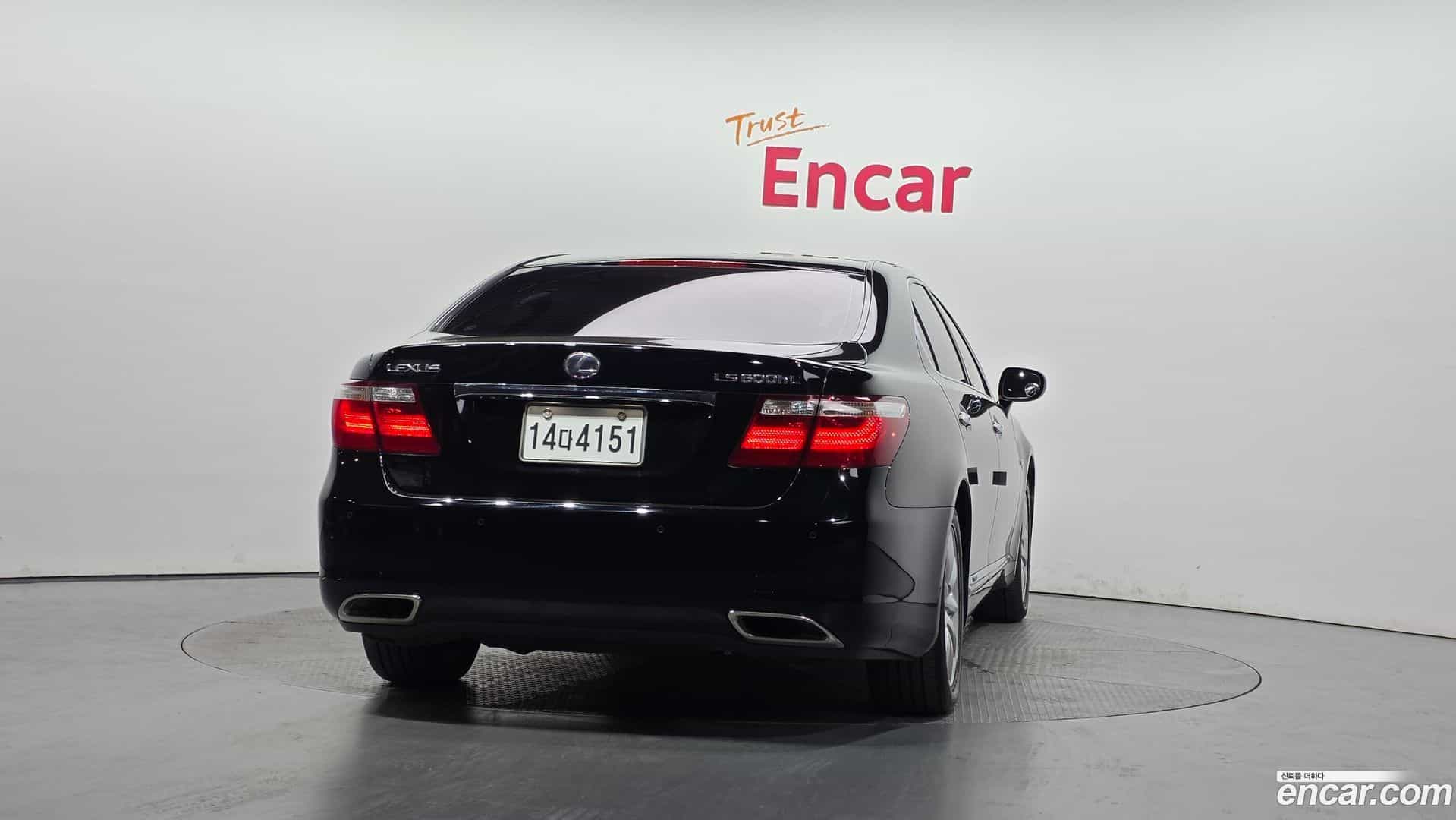 LS Lexus 2009.11-OUTER-004