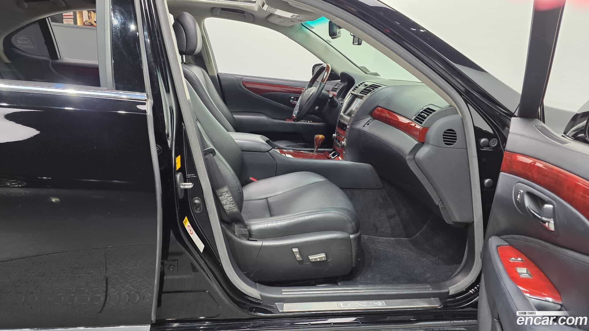 LS Lexus 2009.11-OPTION-045