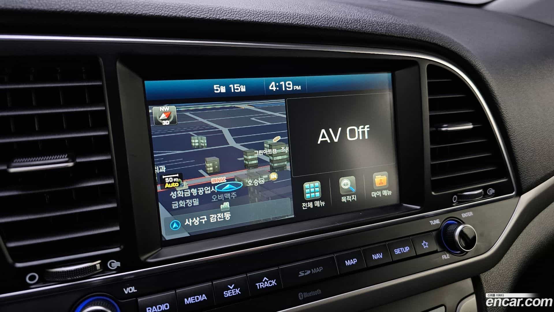 AVANTE Hyundai 2017.5-OPTION-020