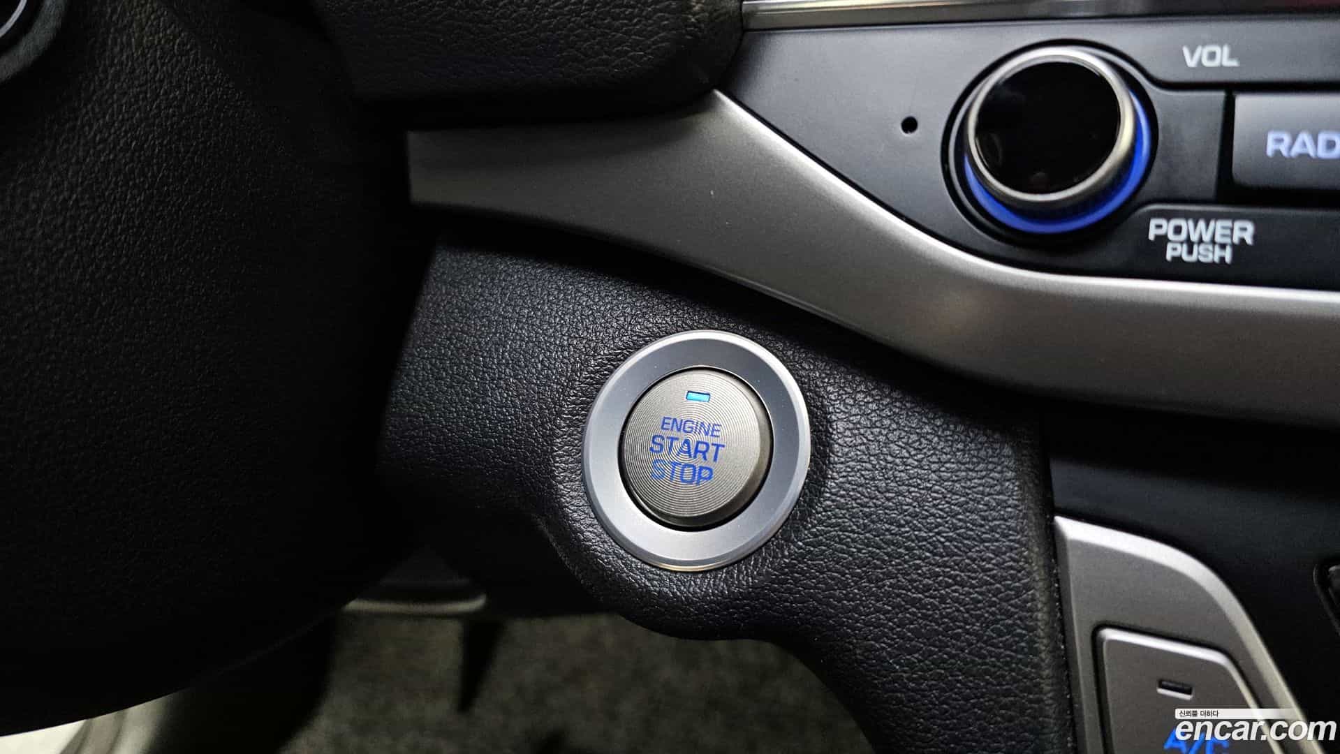 AVANTE Hyundai 2017.5-OPTION-041