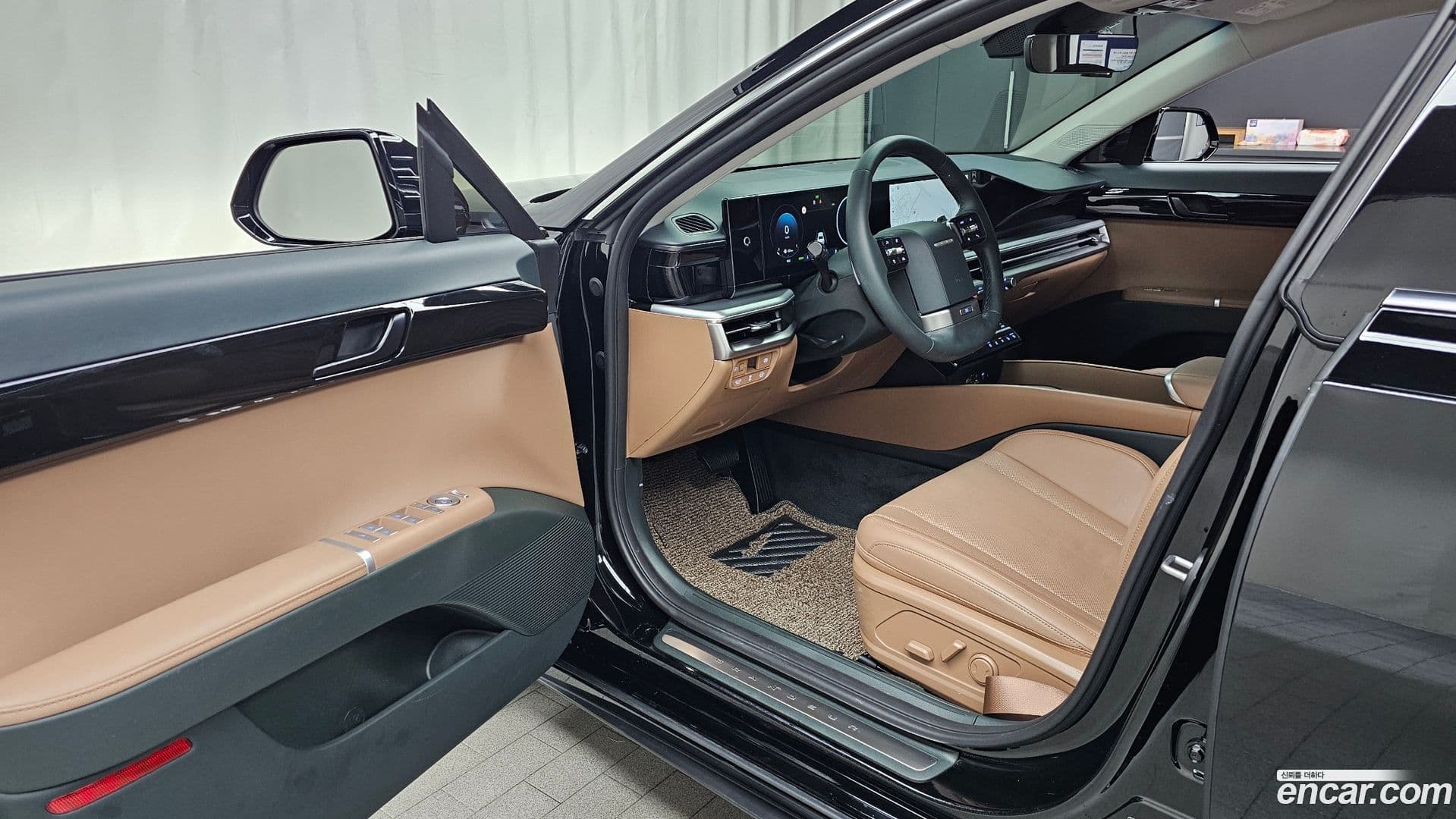 Main__Slider__Photo:Grandeur Hyundai 2024.11-9