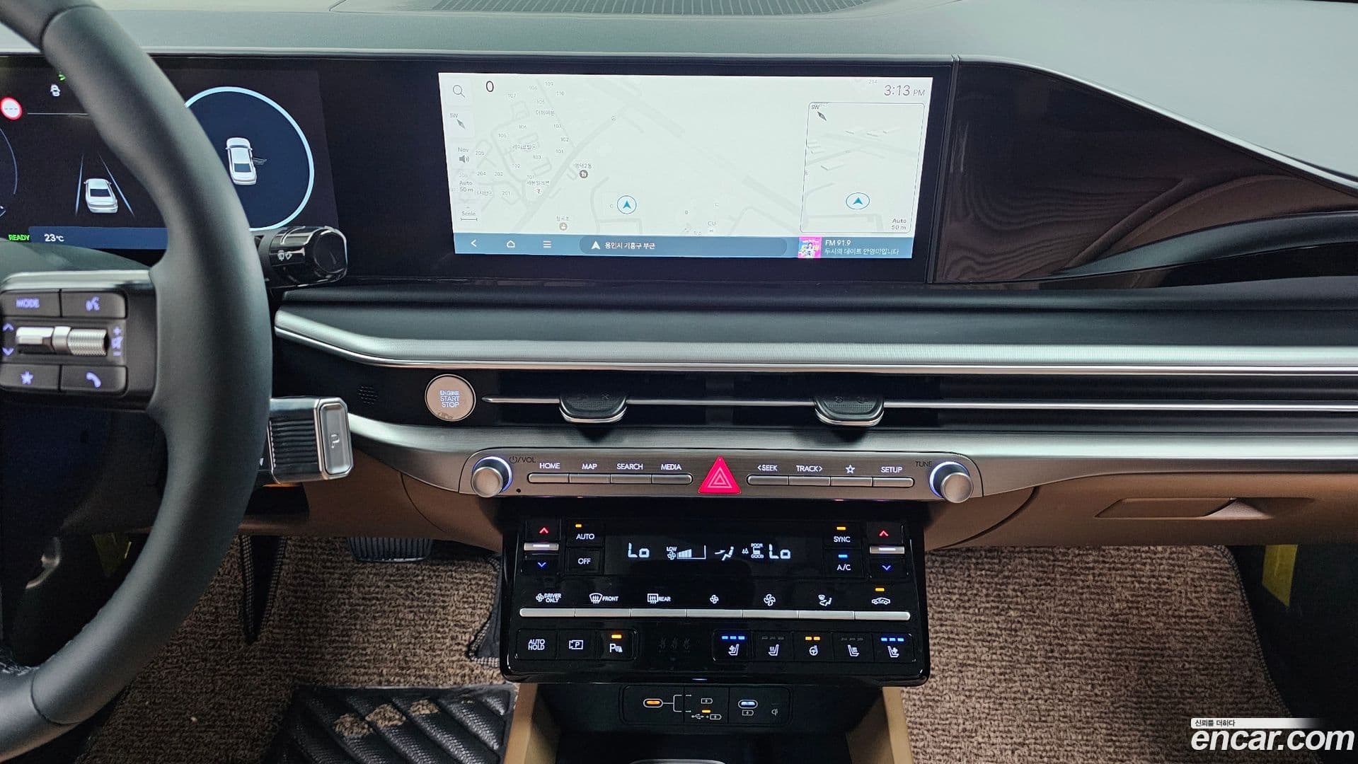 Main__Slider__Photo:Grandeur Hyundai 2024.11-11