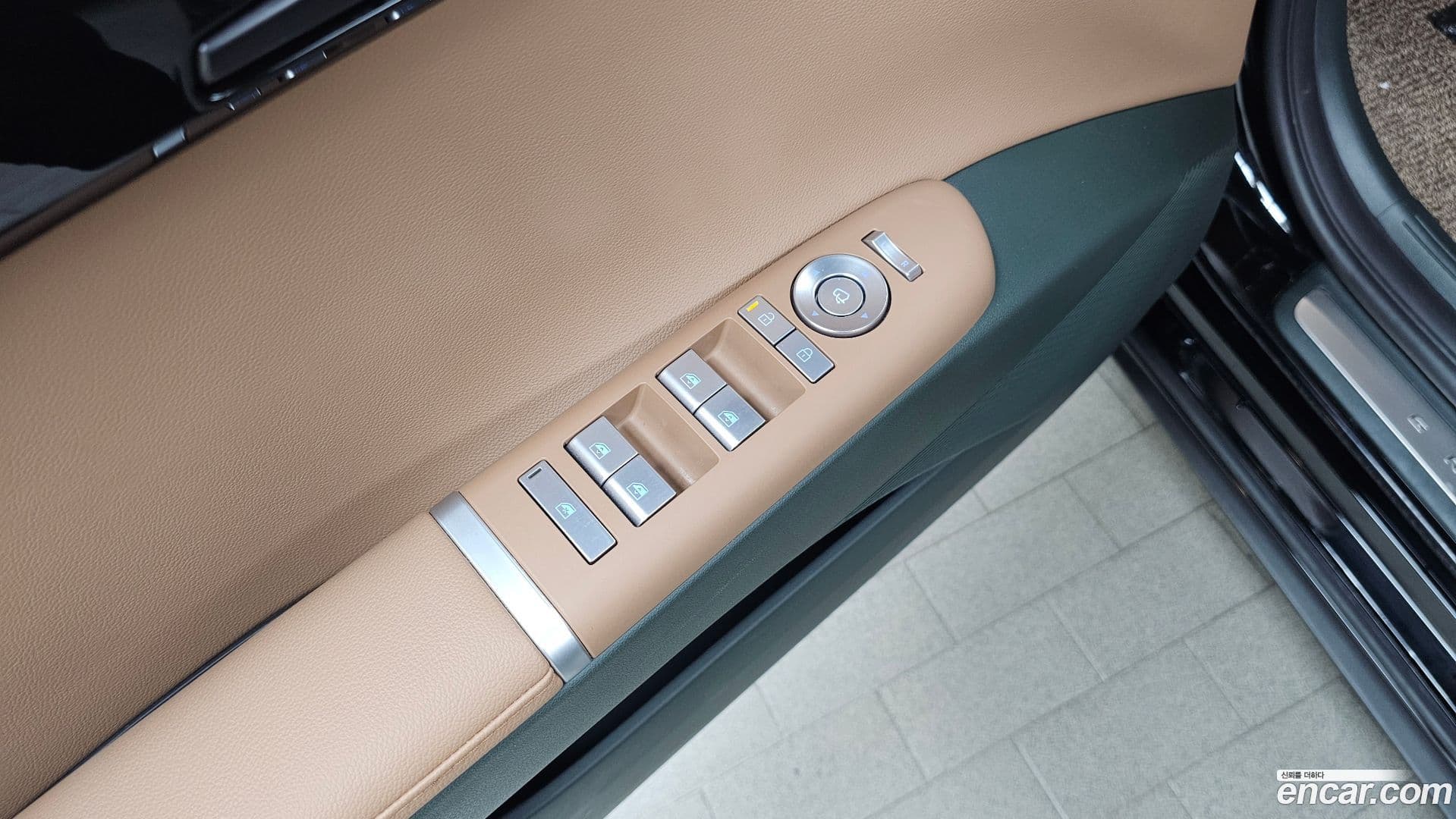 Main__Slider__Photo:Grandeur Hyundai 2024.11-19