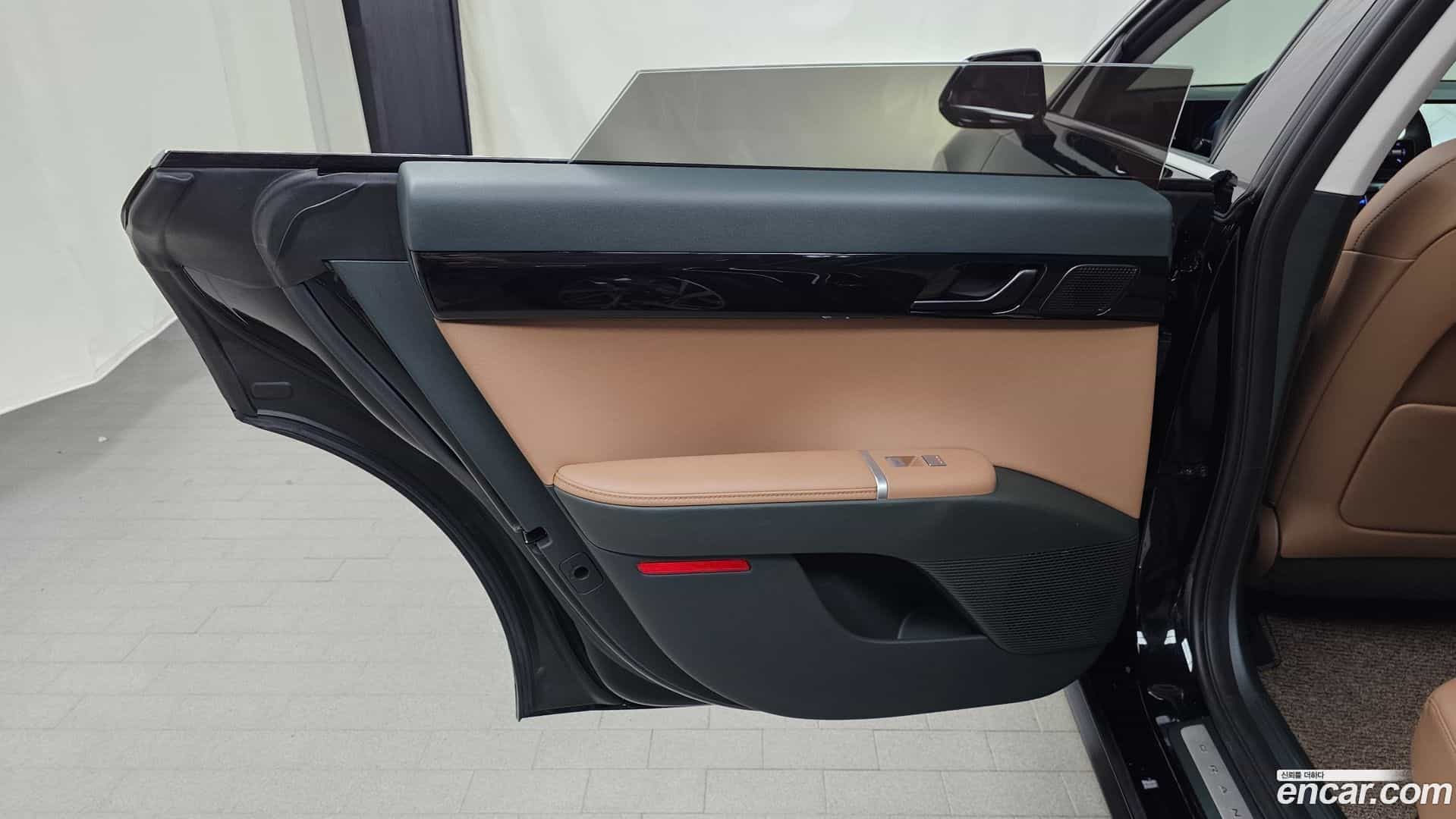 Grandeur Hyundai 2024.11-INNER-035