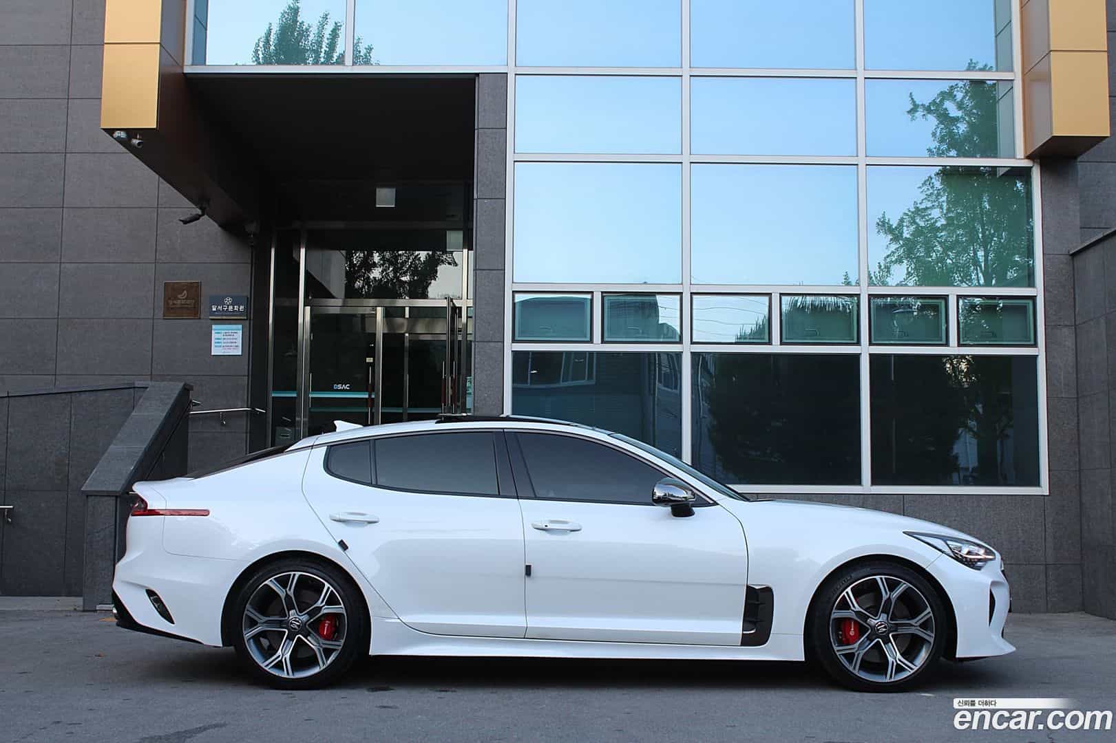Stinger Kia 2017.6-OUTER-003
