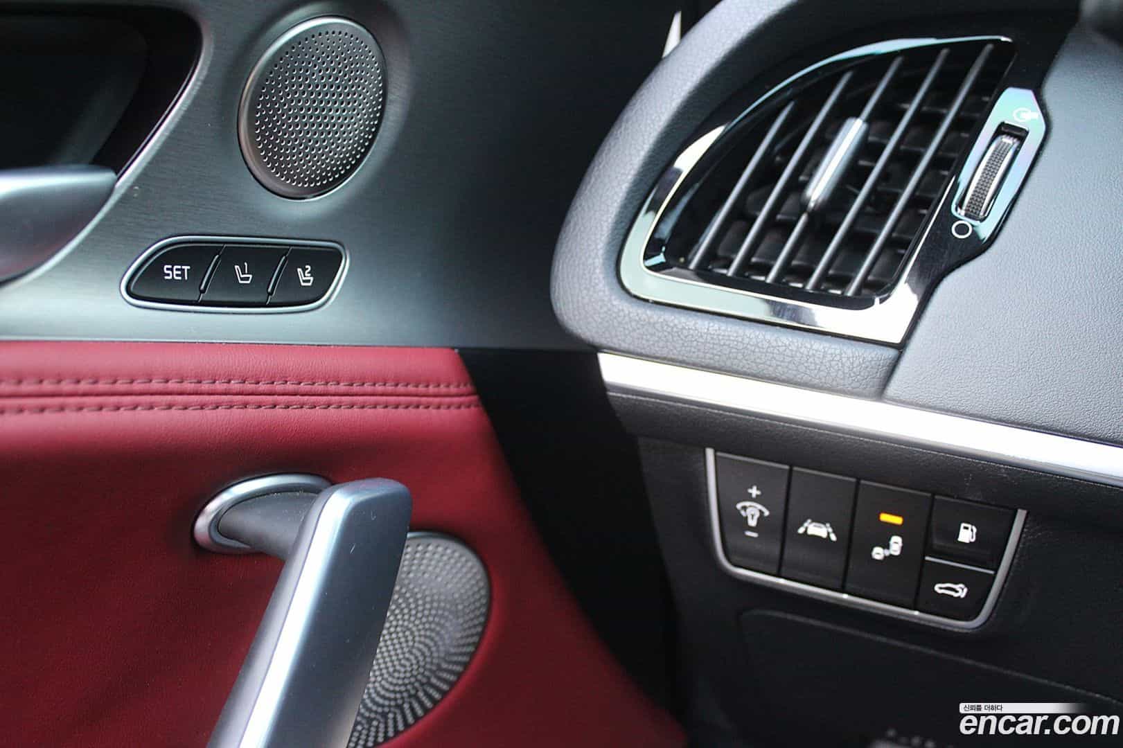 Stinger Kia 2017.6-OPTION-016