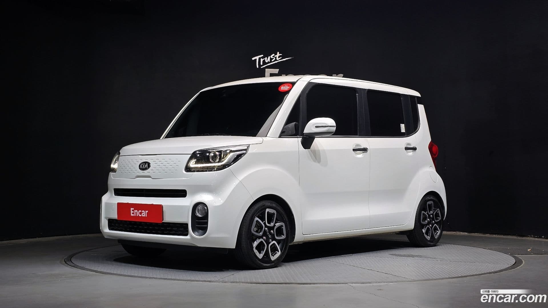 Main__Slider__Photo:RAY Kia 2021.2-0