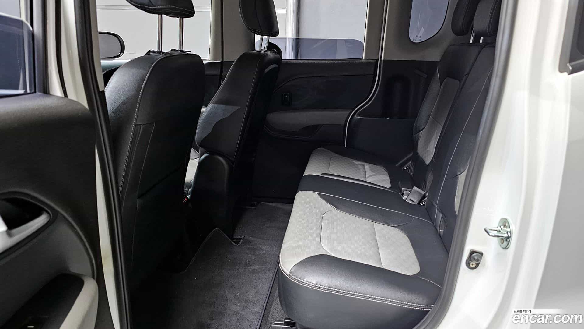 RAY Kia 2021.2-INNER-036