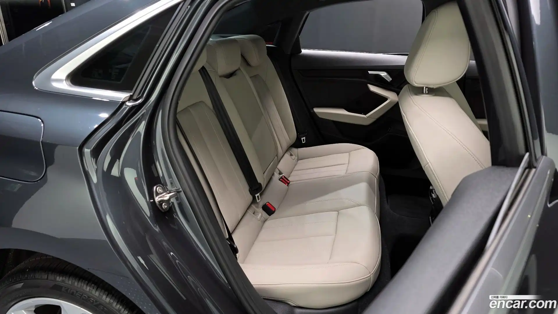 A3 Audi 2023.8-OPTION-015