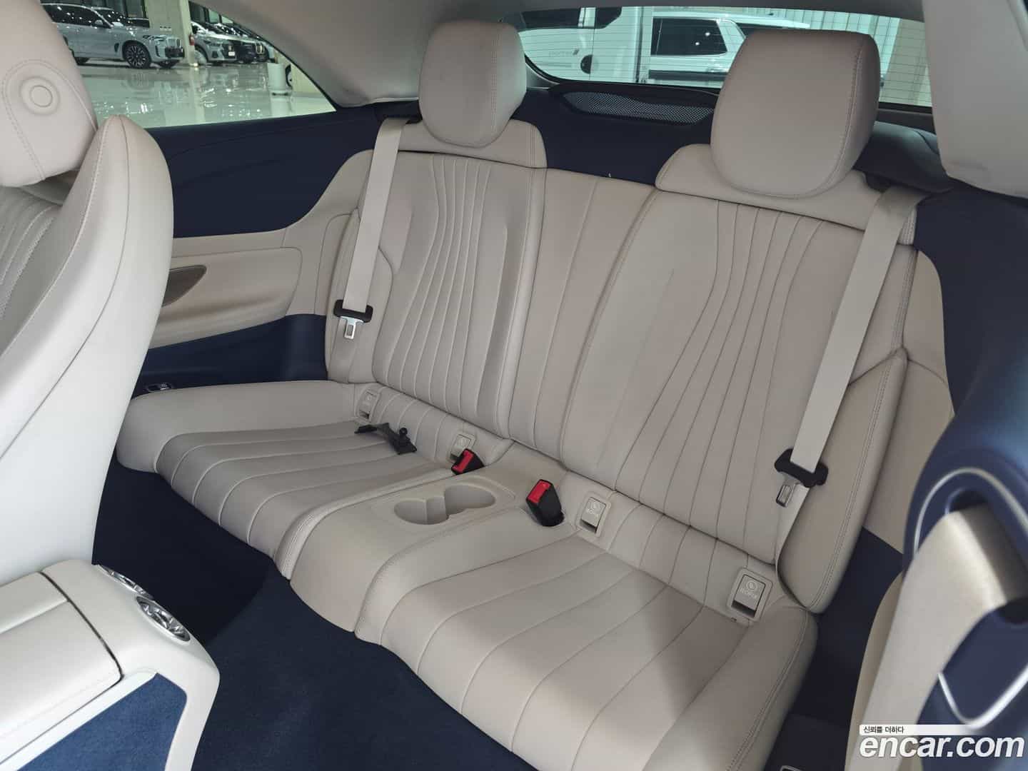 E-Class Mercedes-Benz 2022.10-OPTION-015