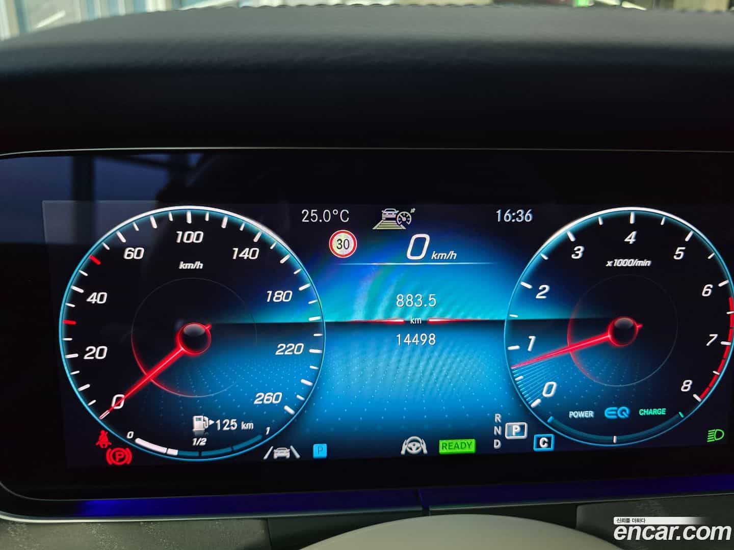 E-Class Mercedes-Benz 2022.10-OPTION-017