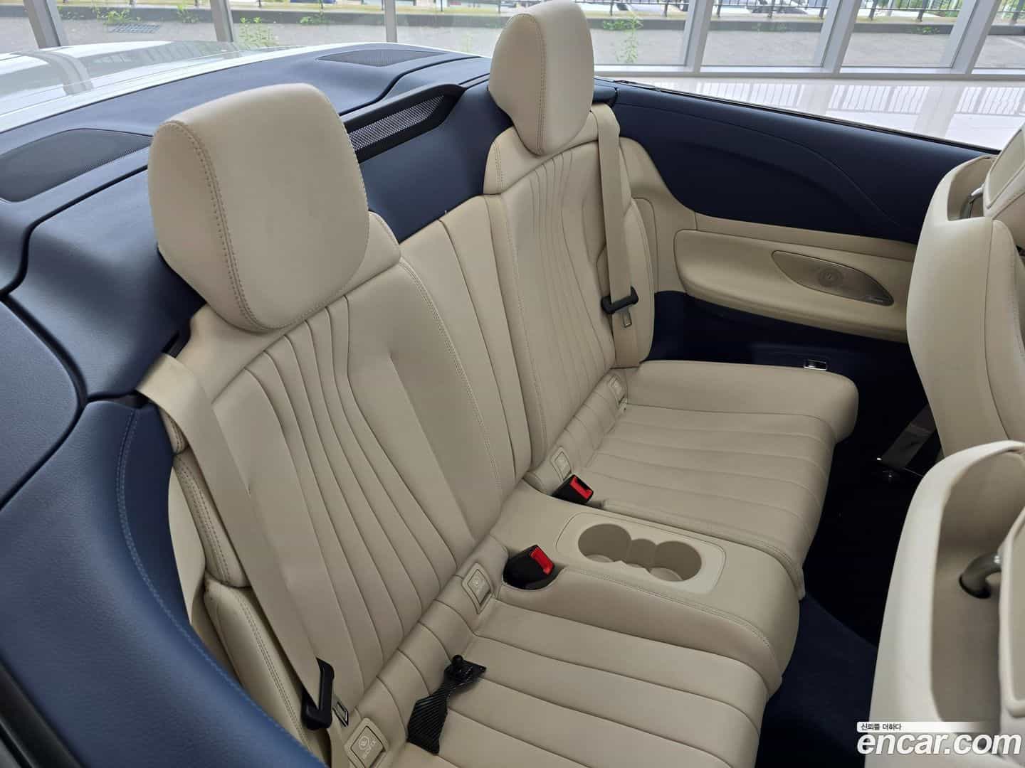 E-Class Mercedes-Benz 2022.10-OPTION-021