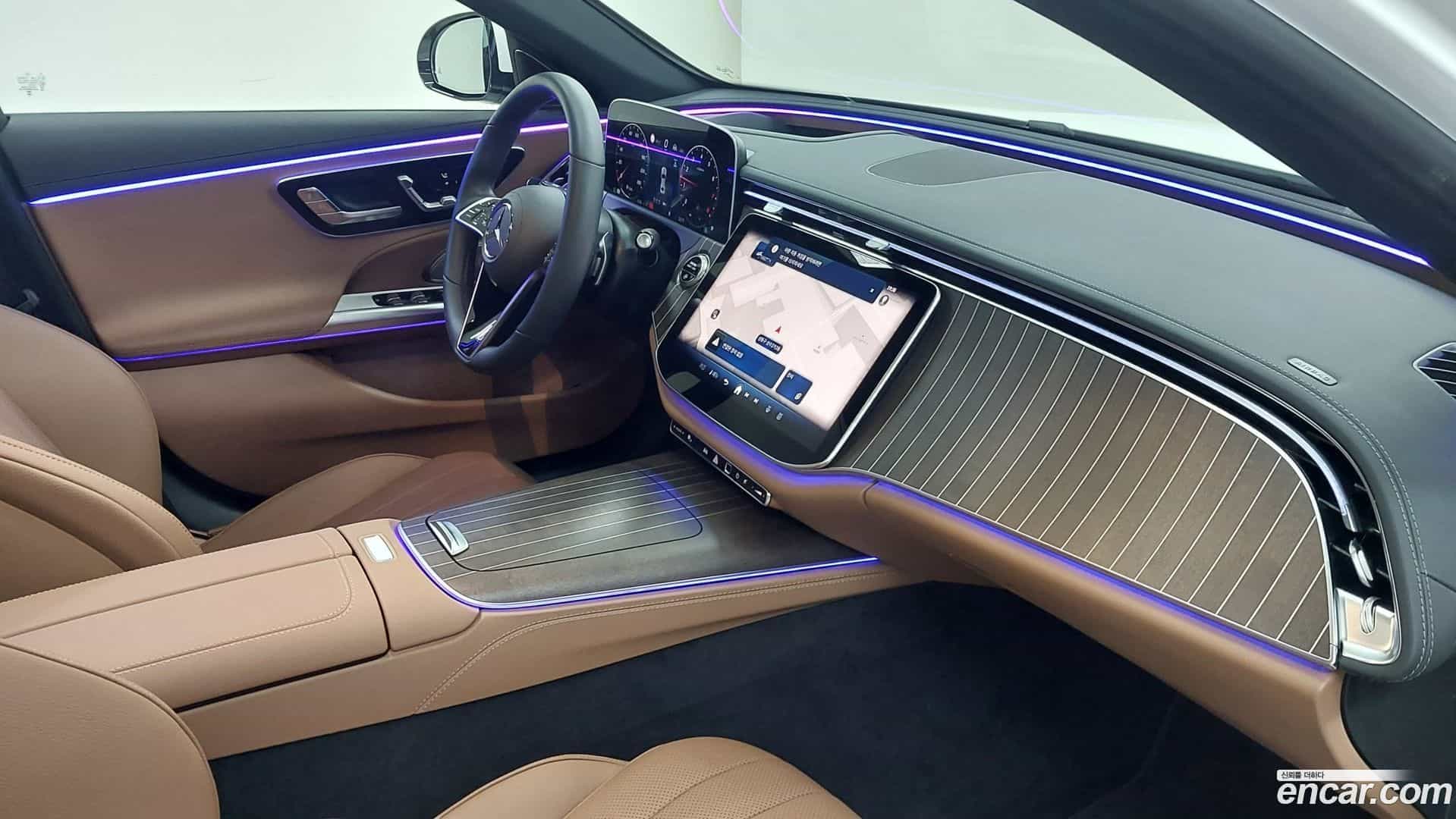 E-Class Mercedes-Benz 2025.8-OPTION-017