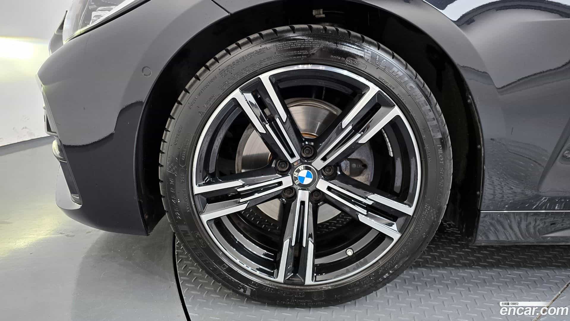 4-Series BMW 2022.4-OUTER-005