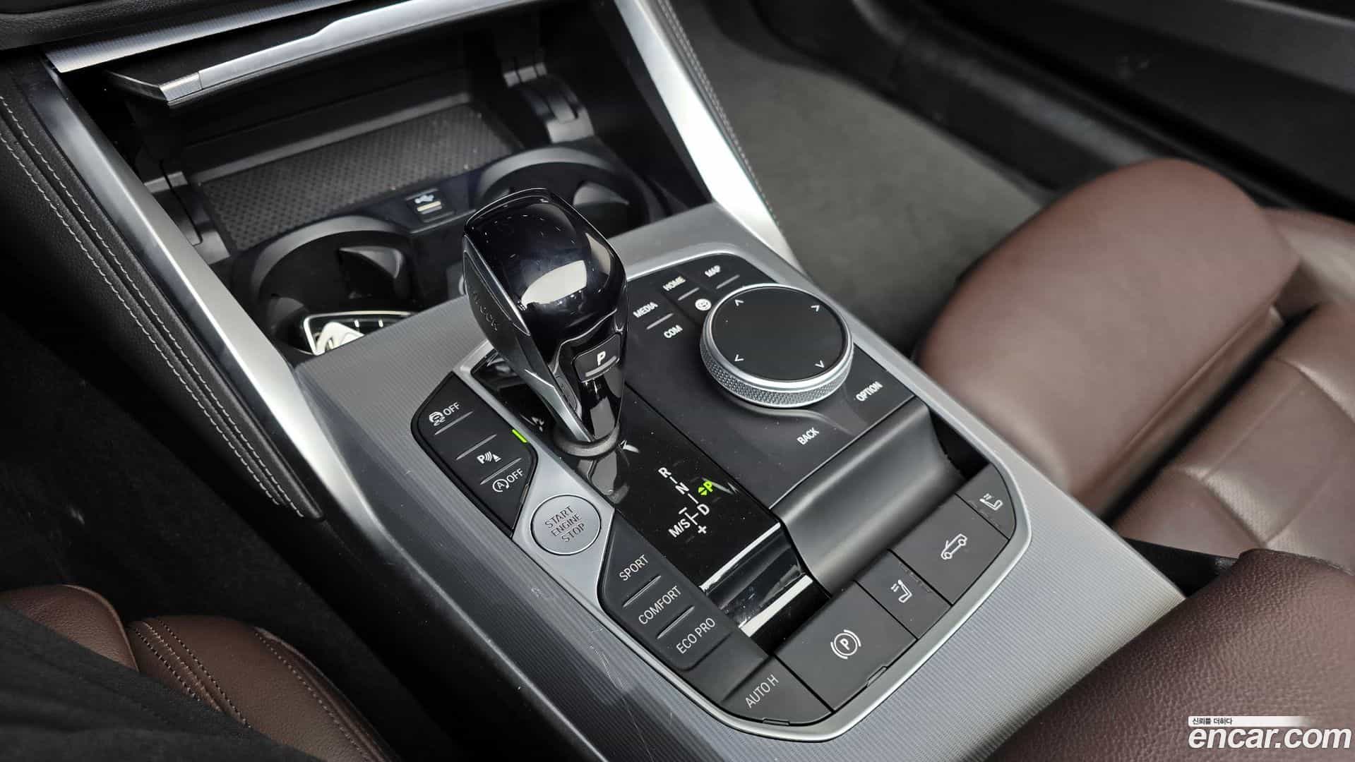 4-Series BMW 2022.4-INNER-009