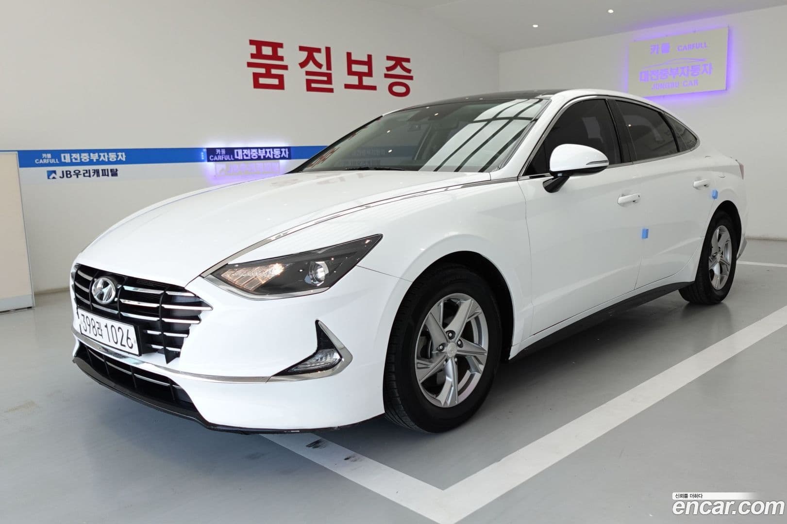Main__Slider__Photo:Sonata Hyundai 2019.6-0