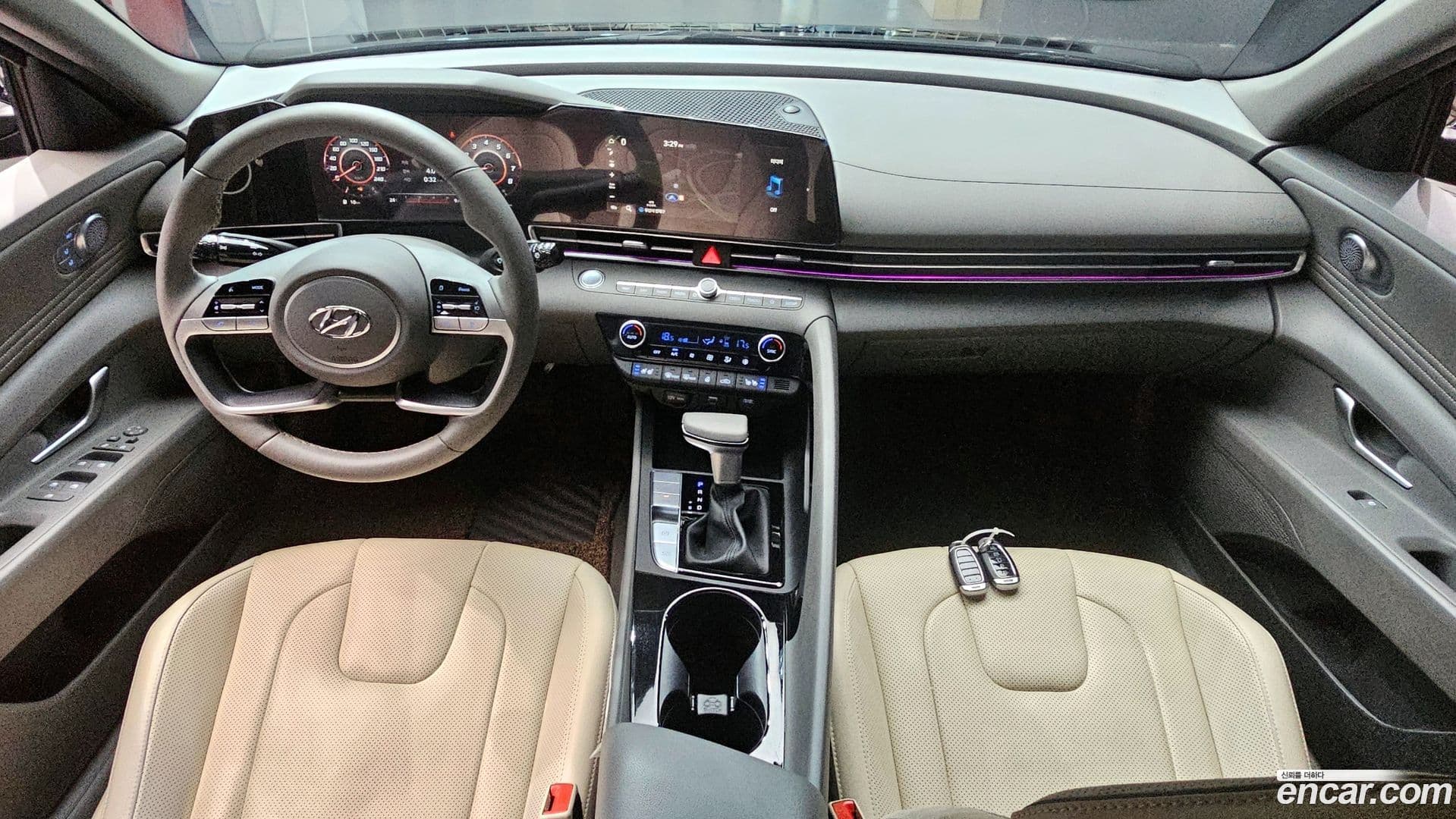 Main__Slider__Photo:AVANTE Hyundai 2022.11-6