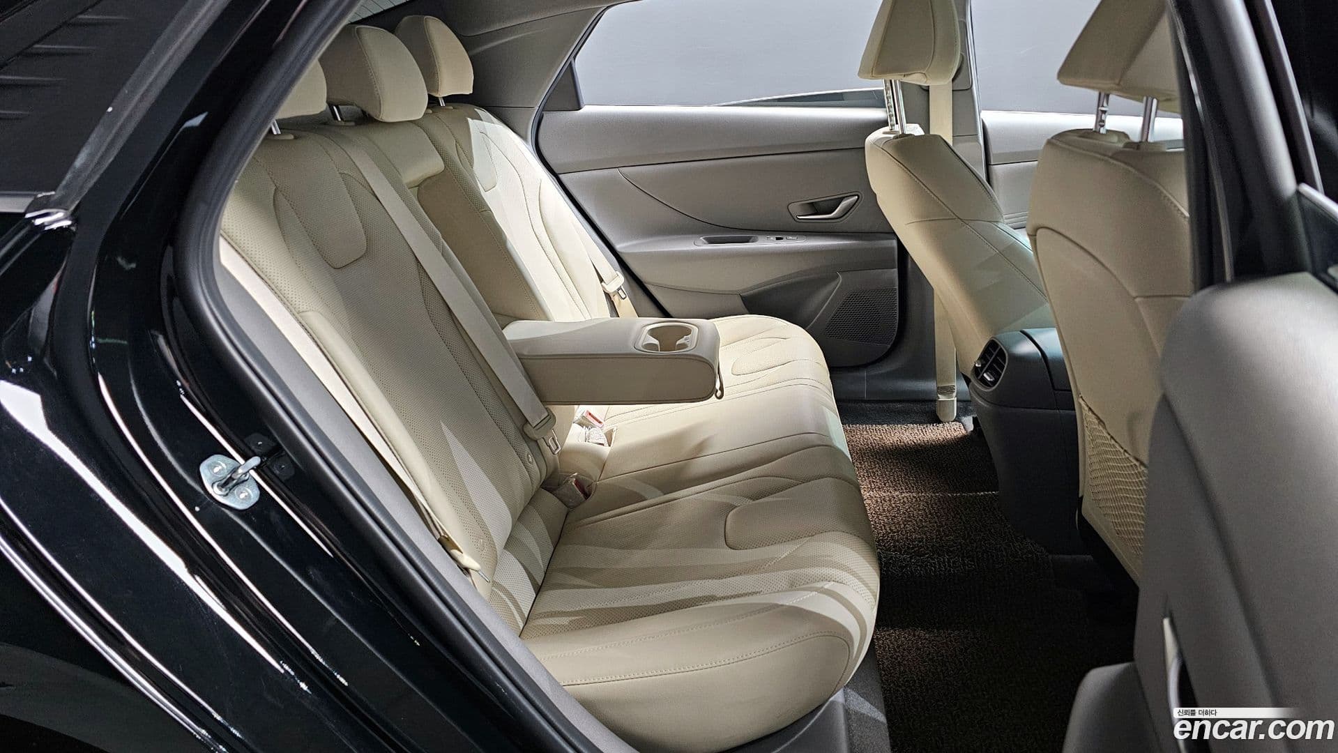 Main__Slider__Photo:AVANTE Hyundai 2022.11-11