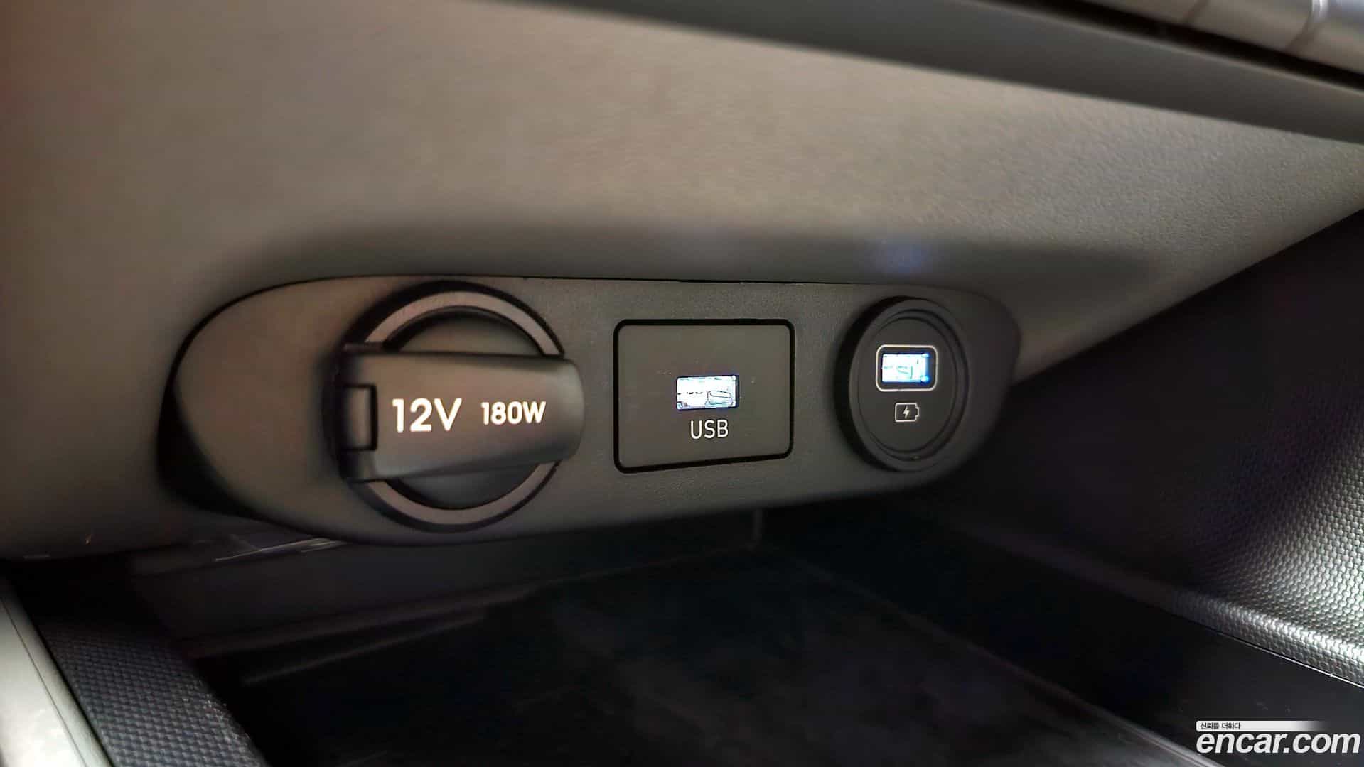AVANTE Hyundai 2022.11-OPTION-022