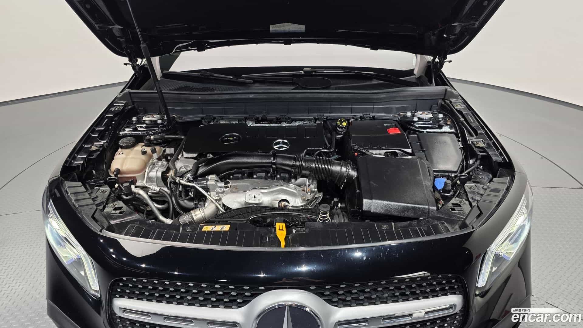 GLB-Class Mercedes-Benz 2021.7-OUTER-006