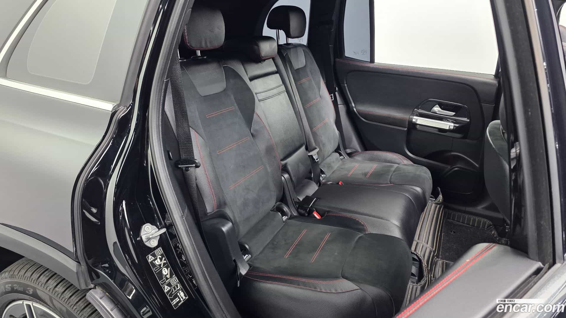 GLB-Class Mercedes-Benz 2021.7-OPTION-015