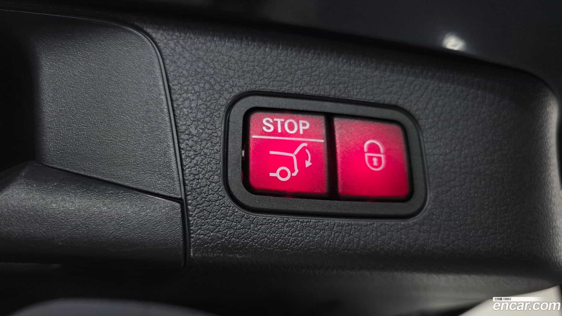 GLB-Class Mercedes-Benz 2021.7-OPTION-044