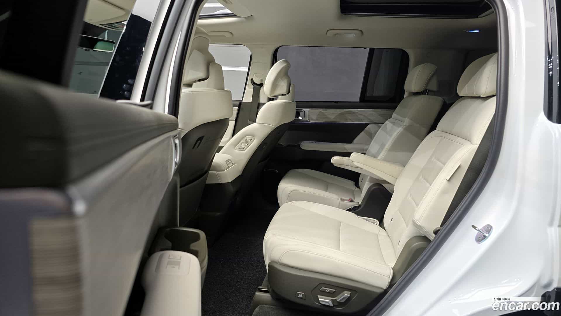 Santafe Hyundai 2024.2-OPTION-016