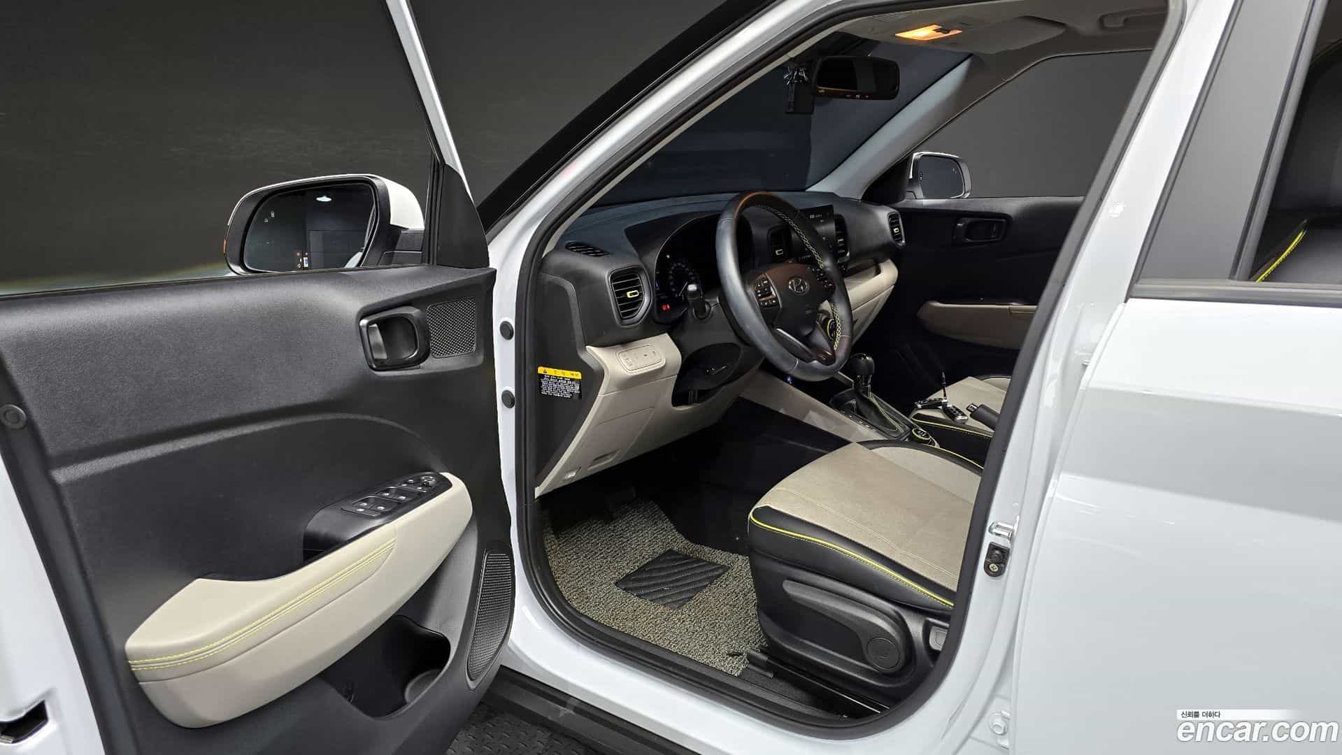 Venue Hyundai 2020.1-INNER-010
